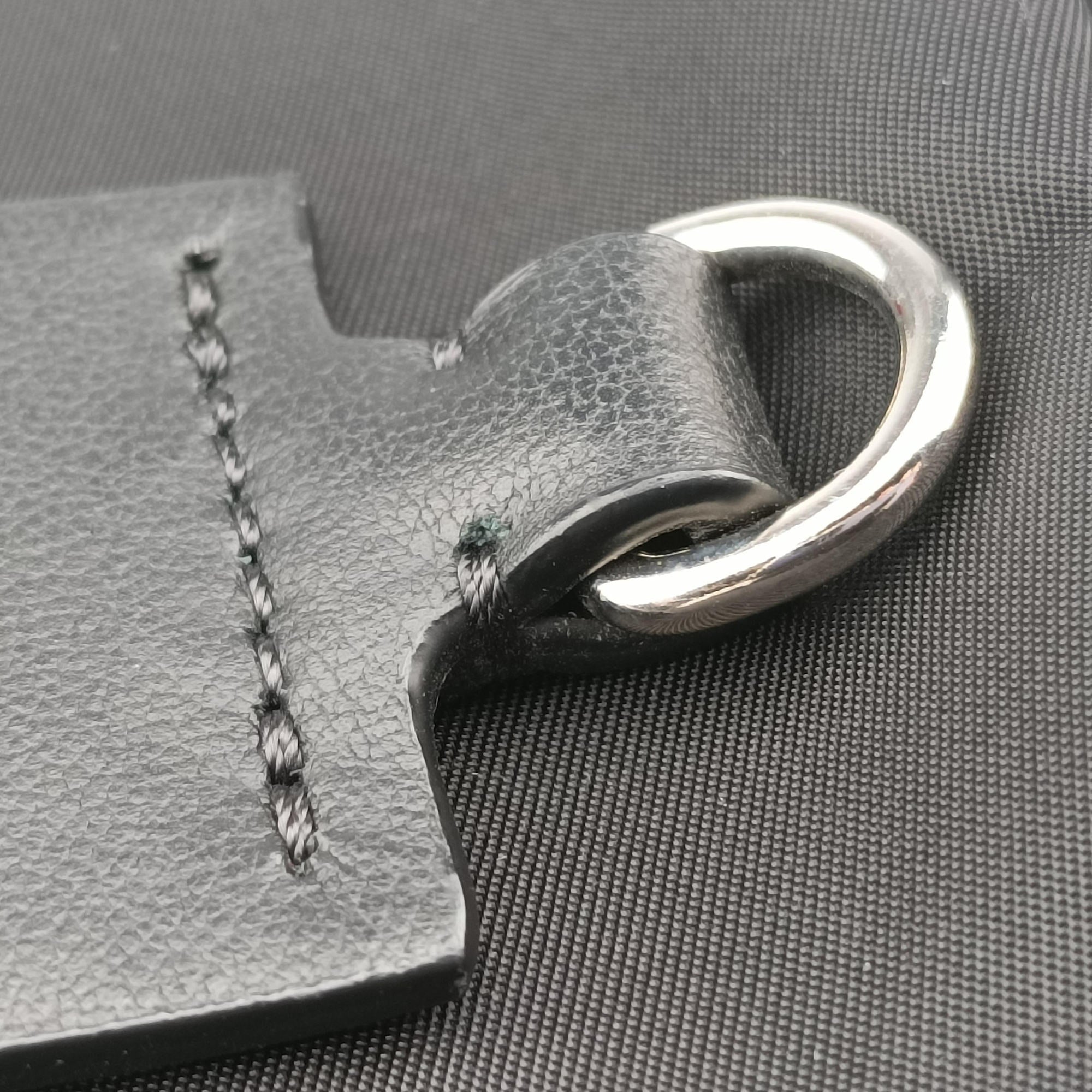 VLogo Black Nylon × Calfskin Leather Vロゴ ブラック ナイロン × カーフレザー 