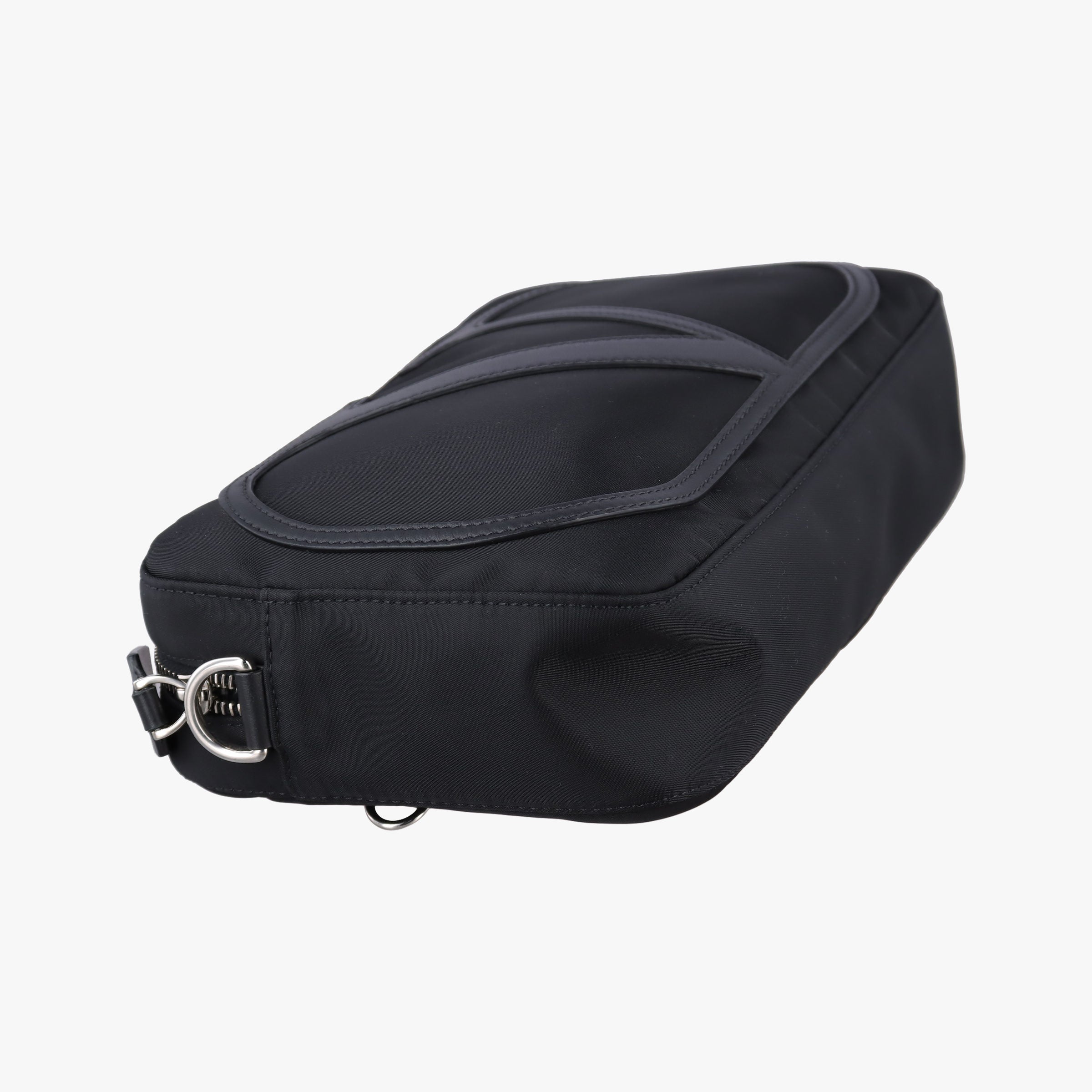 VLogo Black Nylon × Calfskin Leather Vロゴ ブラック ナイロン × カーフレザー 