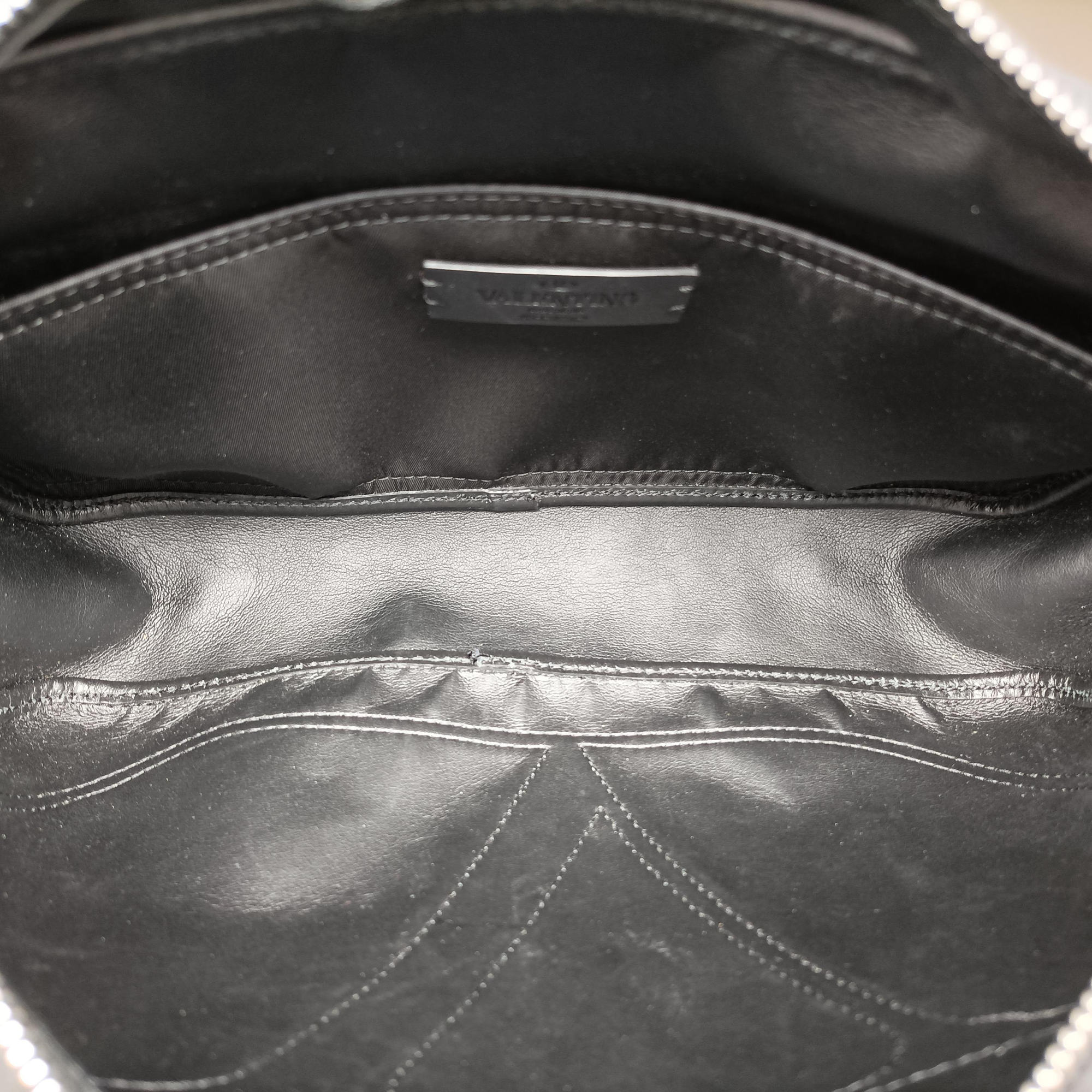 VLogo Black Nylon × Calfskin Leather Vロゴ ブラック ナイロン × カーフレザー 