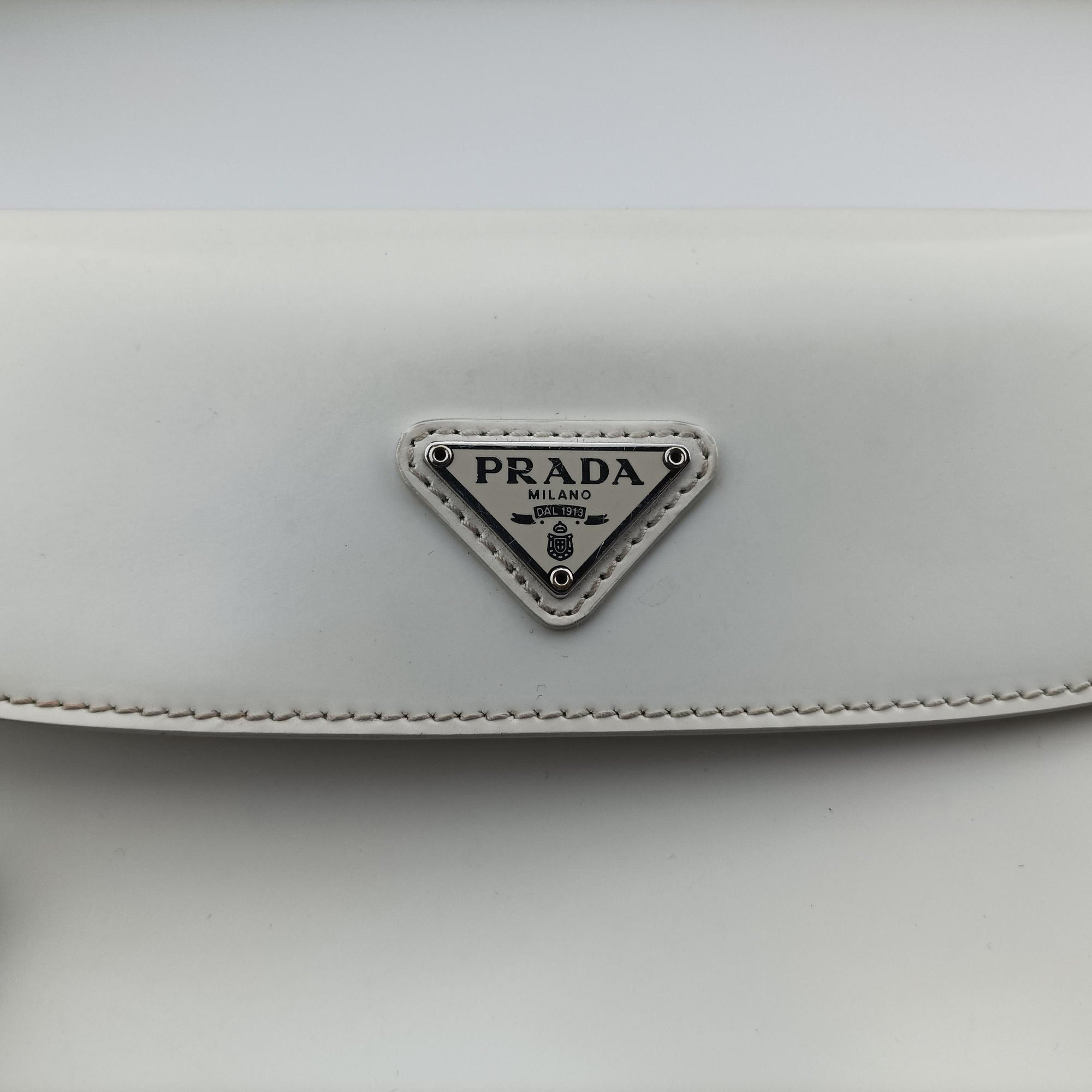 Cleo Flap White Leather 7/Dクレオフラップ ホワイト レザー 7/D