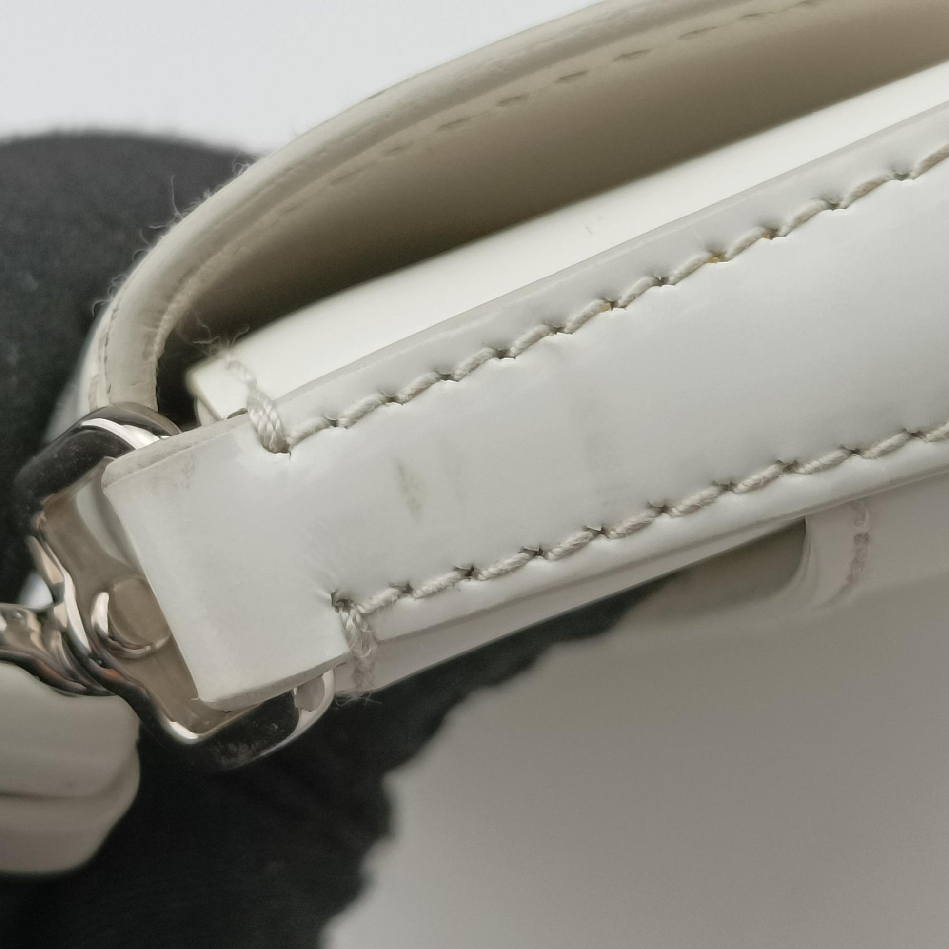 Cleo Flap White Leather 7/Dクレオフラップ ホワイト レザー 7/D