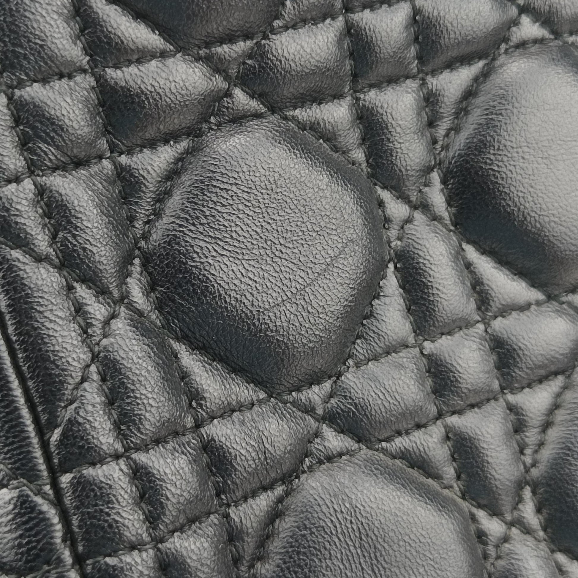Lady Dior Black lambskin 08-MA-0132レディディオール ブラック ラムスキン 08-MA-0132