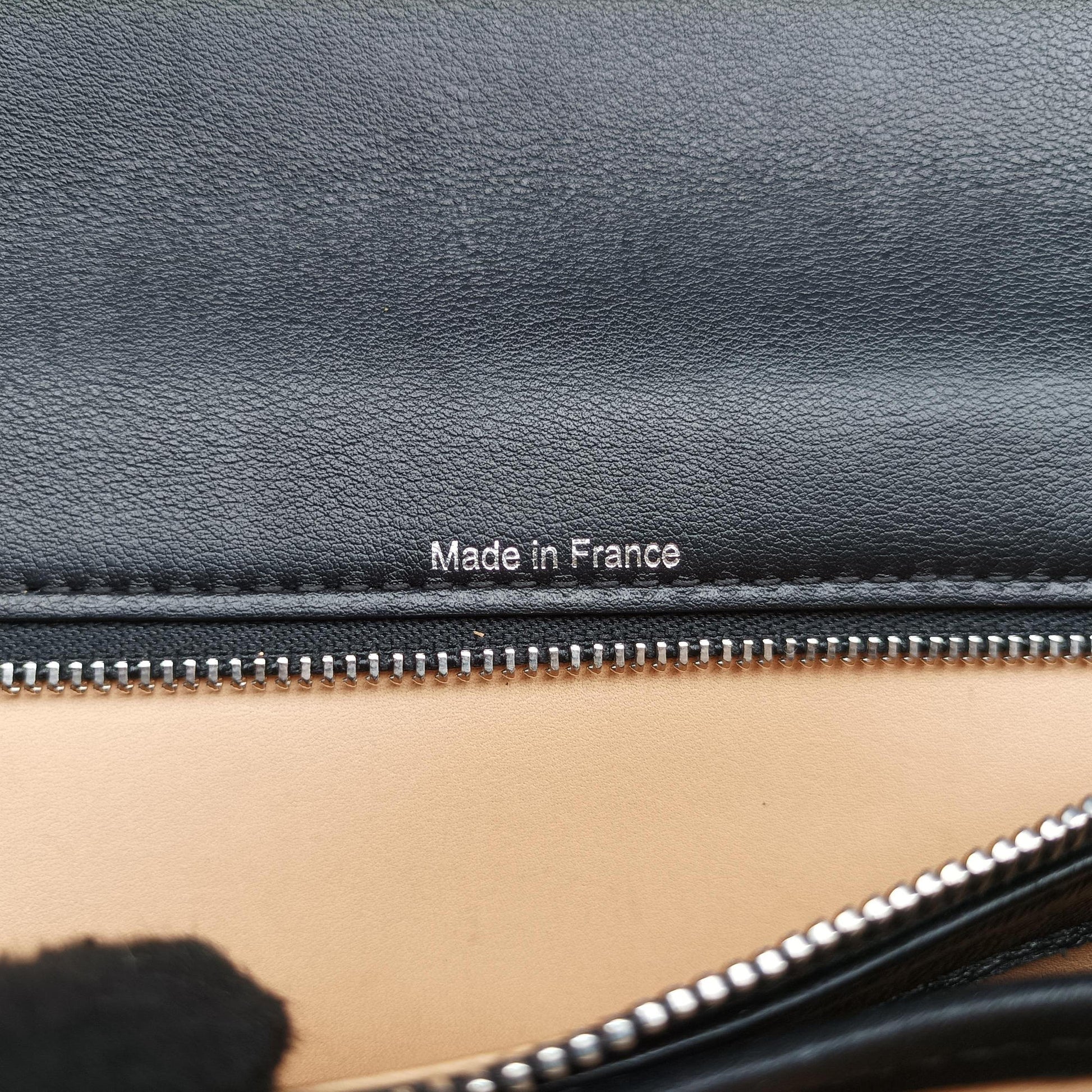 Tampete Black Leather GO4Dタンペート ブラック レザー GO4D