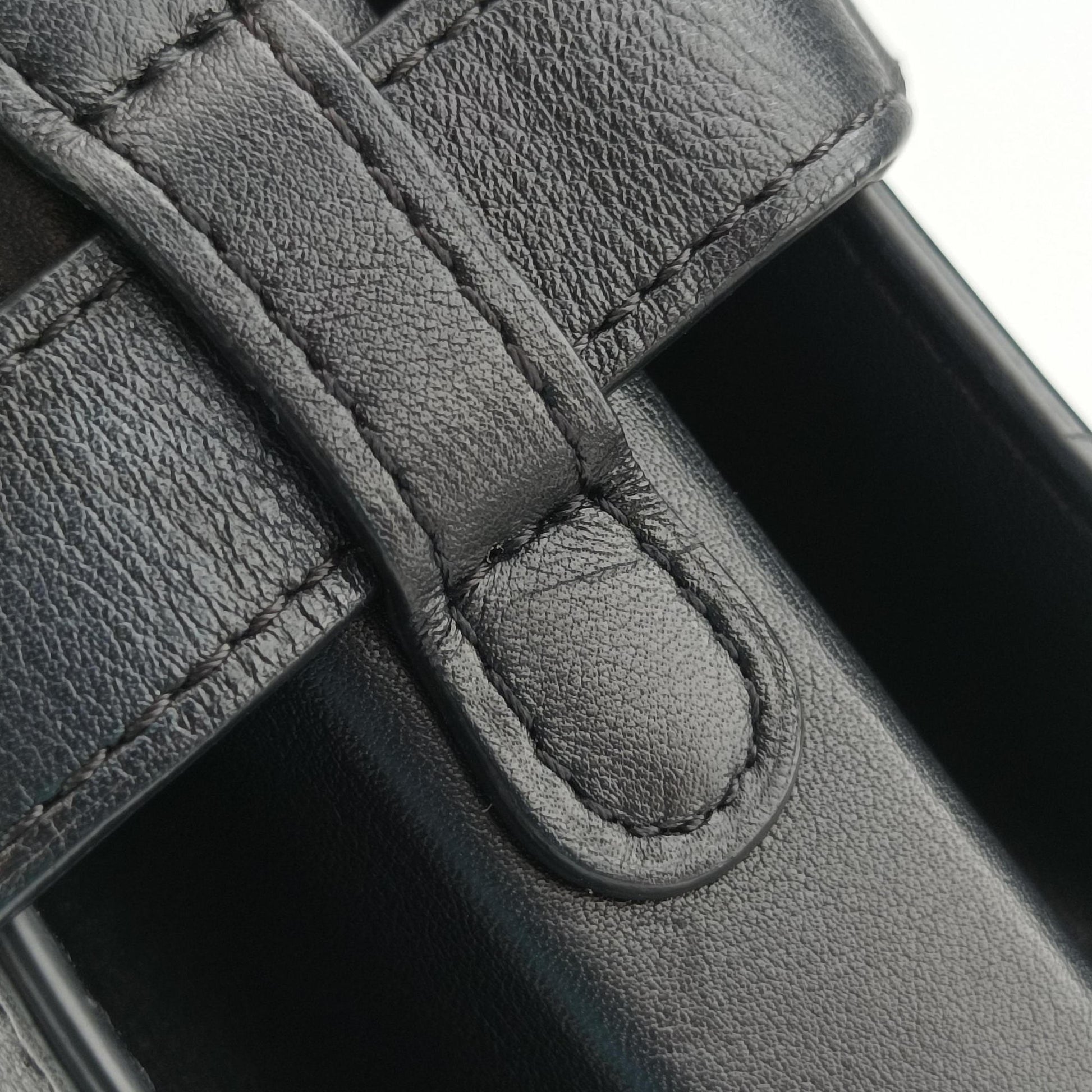 Tampete Black Leather GO4Dタンペート ブラック レザー GO4D