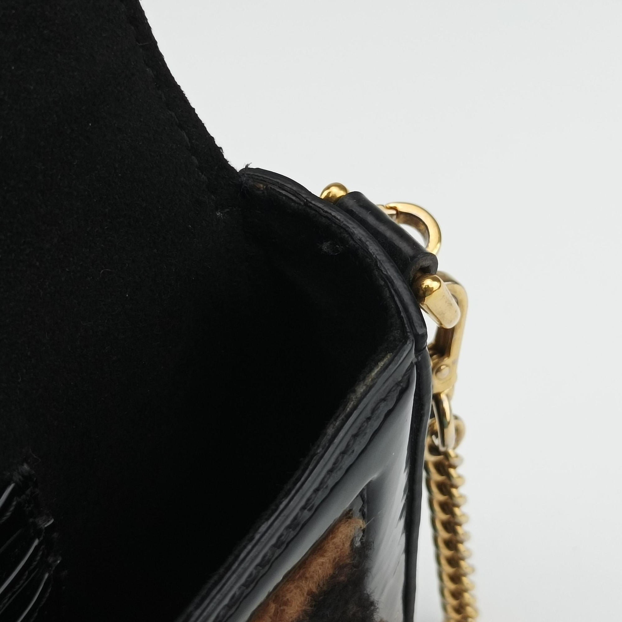 BAGUETTE Brown×Black fur×patent 8BS017 8BS017 A9Y2 199-10429バケット ブラウン×ブラック ファー×パテント 8BS017 8BS017 A9Y2 199-10429
