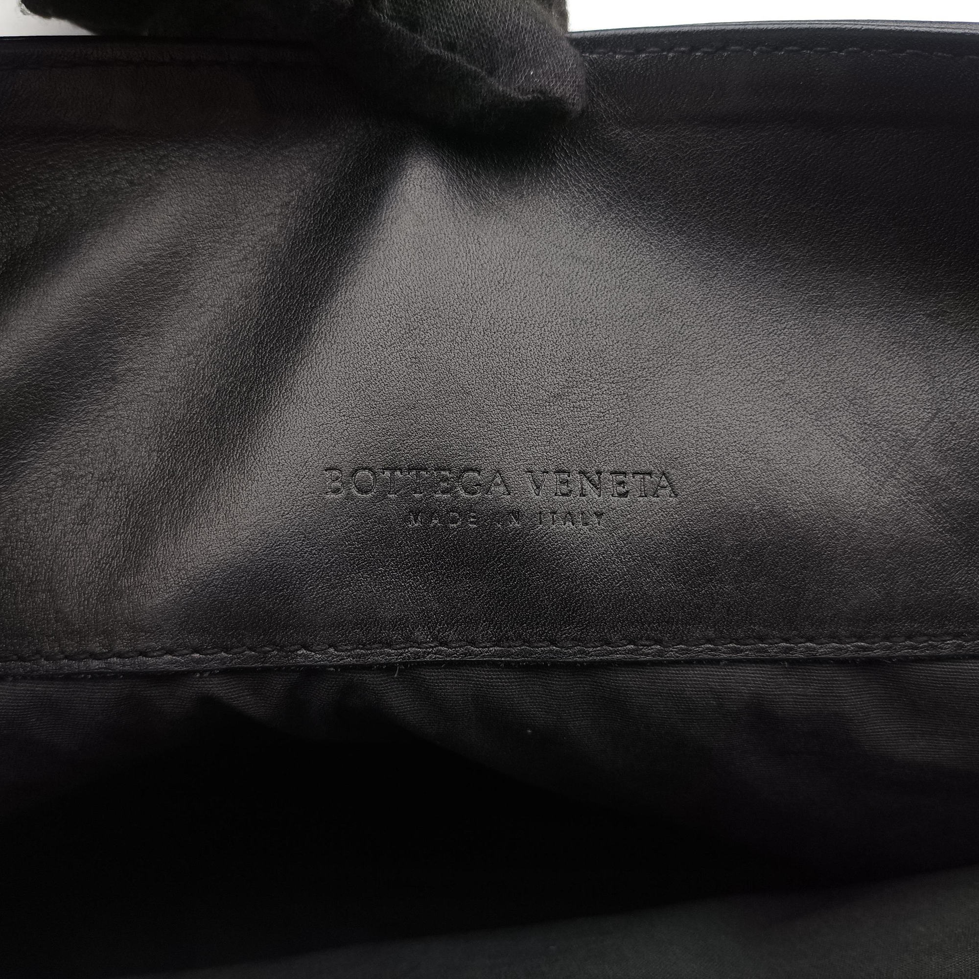Intrecciato Black lambskin 221065 V4651 1000 EPEV 2010 6621 Aイントレチャート ブラック ラムスキン 221065 V4651 1000 EPEV 2010 6621 A