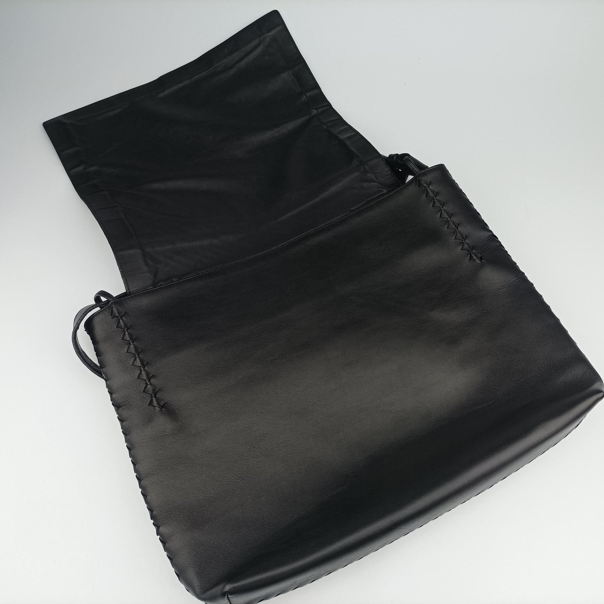 Intrecciato Black lambskin 221065 V4651 1000 EPEV 2010 6621 Aイントレチャート ブラック ラムスキン 221065 V4651 1000 EPEV 2010 6621 A