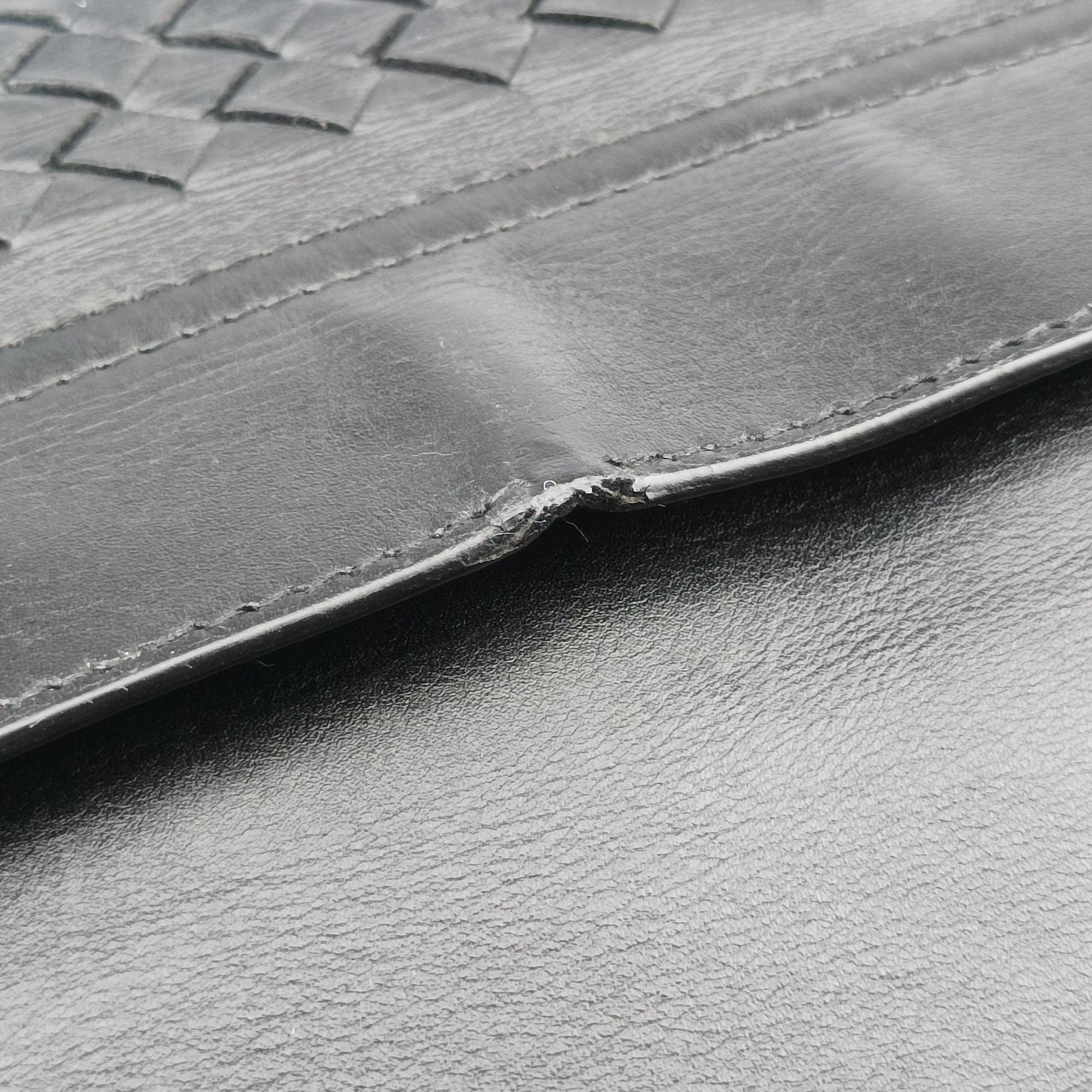 Intrecciato Black lambskin 221065 V4651 1000 EPEV 2010 6621 Aイントレチャート ブラック ラムスキン 221065 V4651 1000 EPEV 2010 6621 A