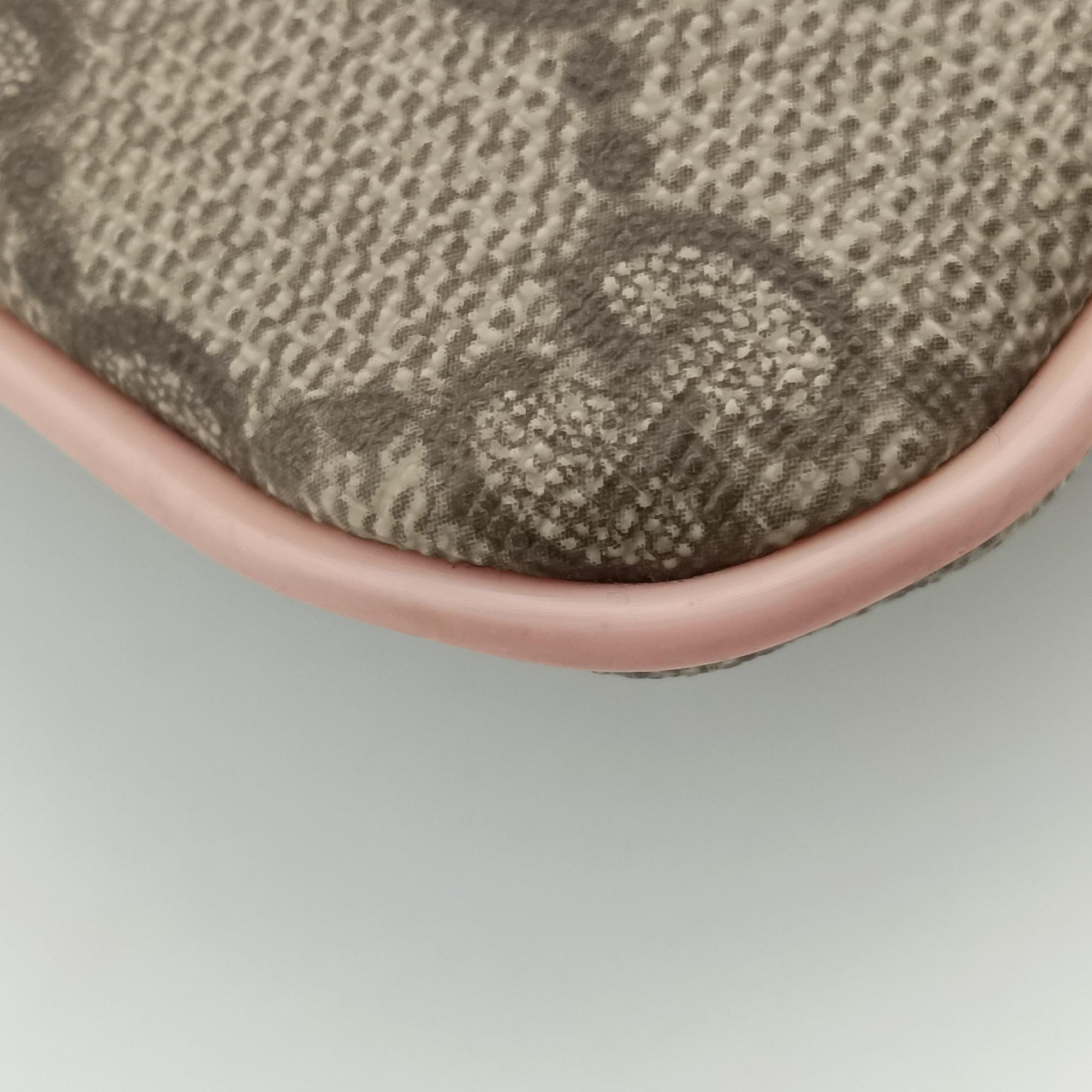 GG Plus GG Supreme Brown×Pink PVC coated canvas 201446 I3730320GGプラス GG スプリーム ブラウン×ピンク PVCコーティングキャンバス 201446 I3730320