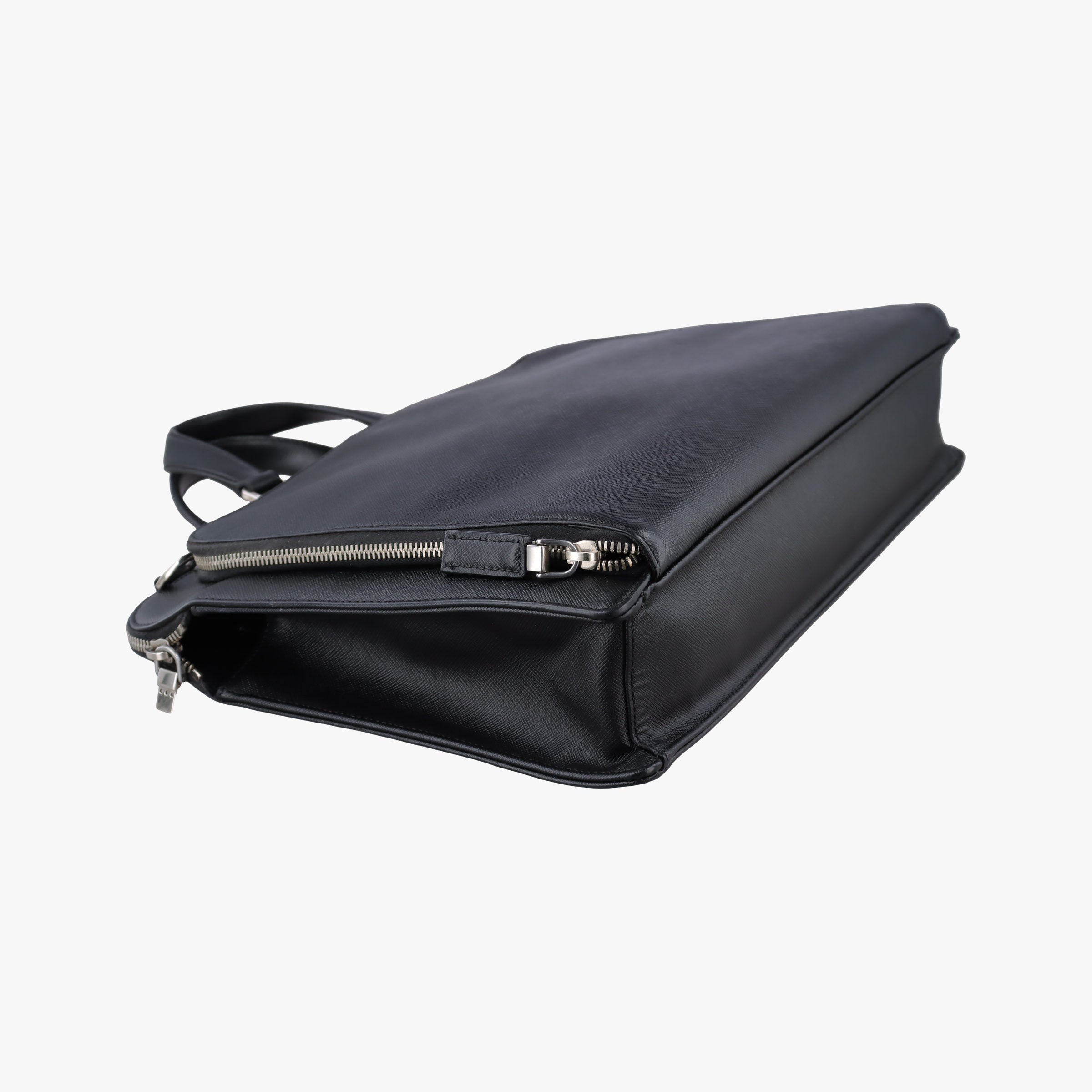 Triangle Logo Plate Black Saffiano Leather 31/X 173三角 ロゴ プレート ブラック サフィアーノレザー 31/X 173