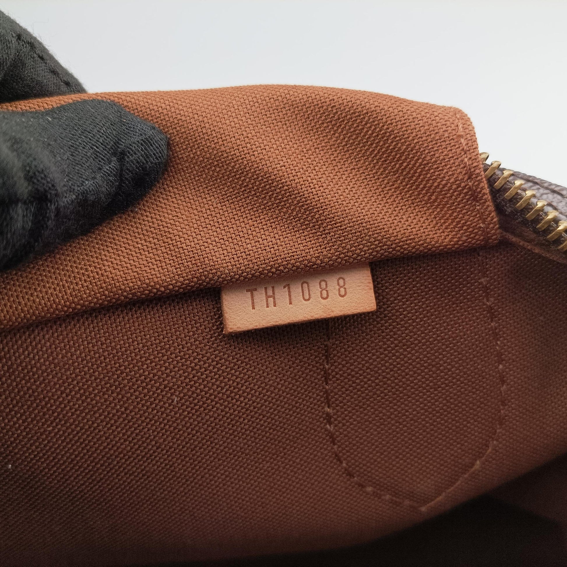 MONTORGUEI PM brown Monogram Canvas M95565 TH1088モントルグイユPM モノグラム/ブラウン モノグラムキャンバス M95565 TH1088