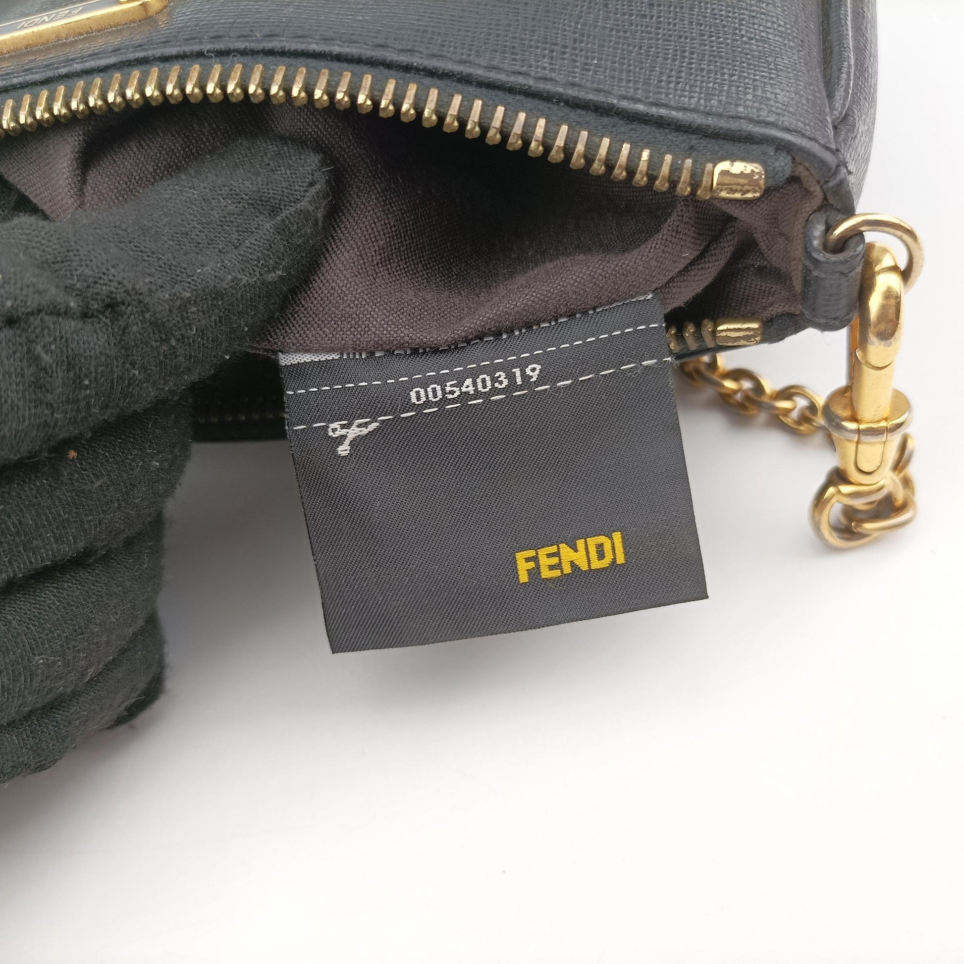 accessory pouch Black Leather 8M0271 8M0271 F09 138 2384アクセサリーポーチ ブラック レザー 8M0271 8M0271 F09 138 2384