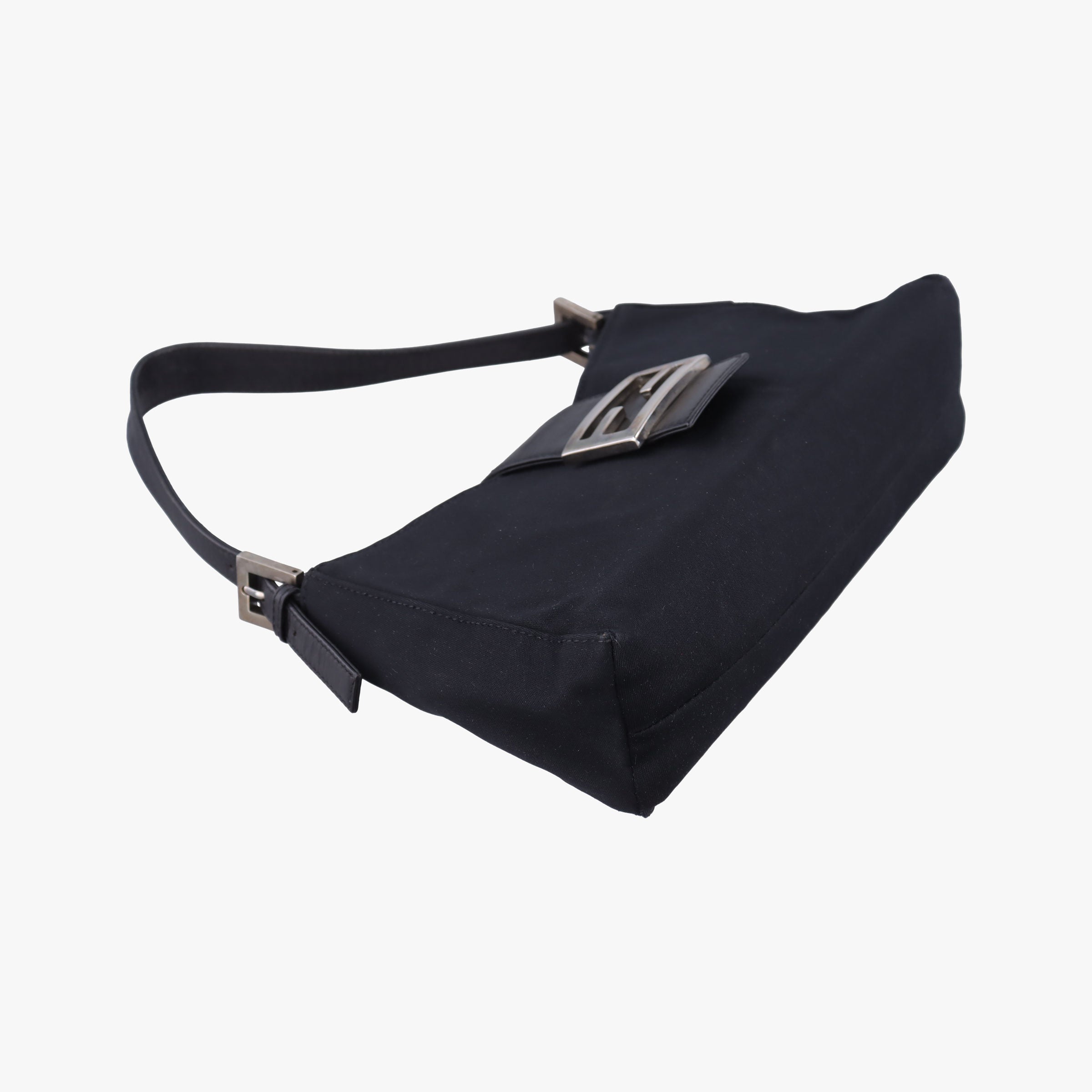 Baguette Black nylon 091611 0916115 3002マンマバケット ブラック ナイロン 091611 0916115 3002