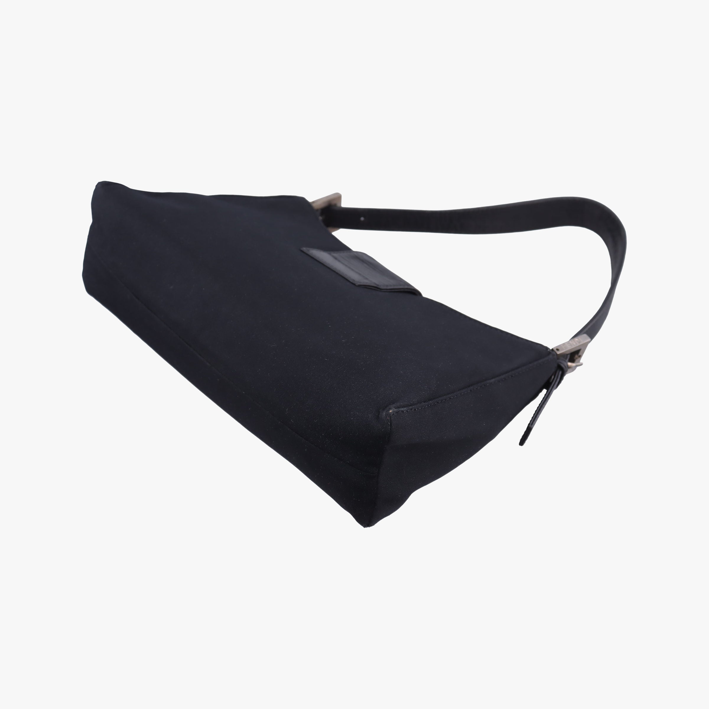 Baguette Black nylon 091611 0916115 3002マンマバケット ブラック ナイロン 091611 0916115 3002