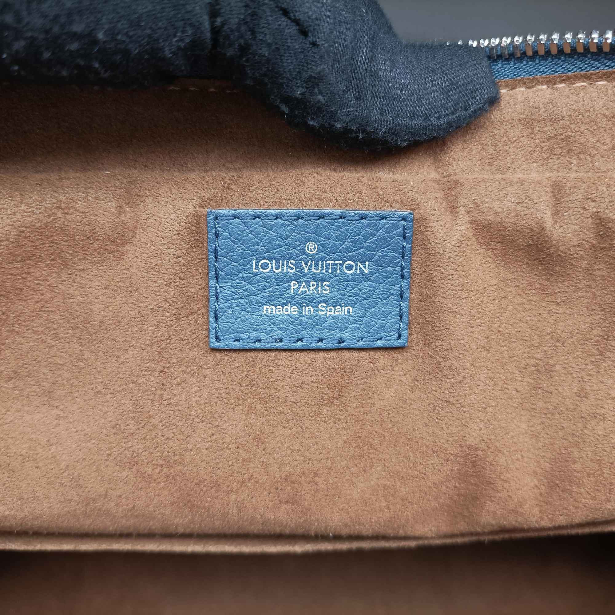 Taurillon Armand Briefcase Navy Leather M54380 UB2198トリヨン アルマンド ブリーフケース ネイビー レザー M54380 UB2198