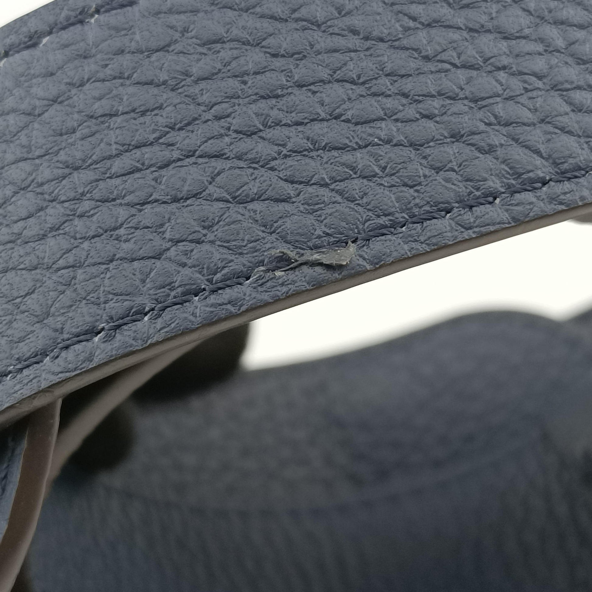 Taurillon Armand Briefcase Navy Leather M54380 UB2198トリヨン アルマンド ブリーフケース ネイビー レザー M54380 UB2198