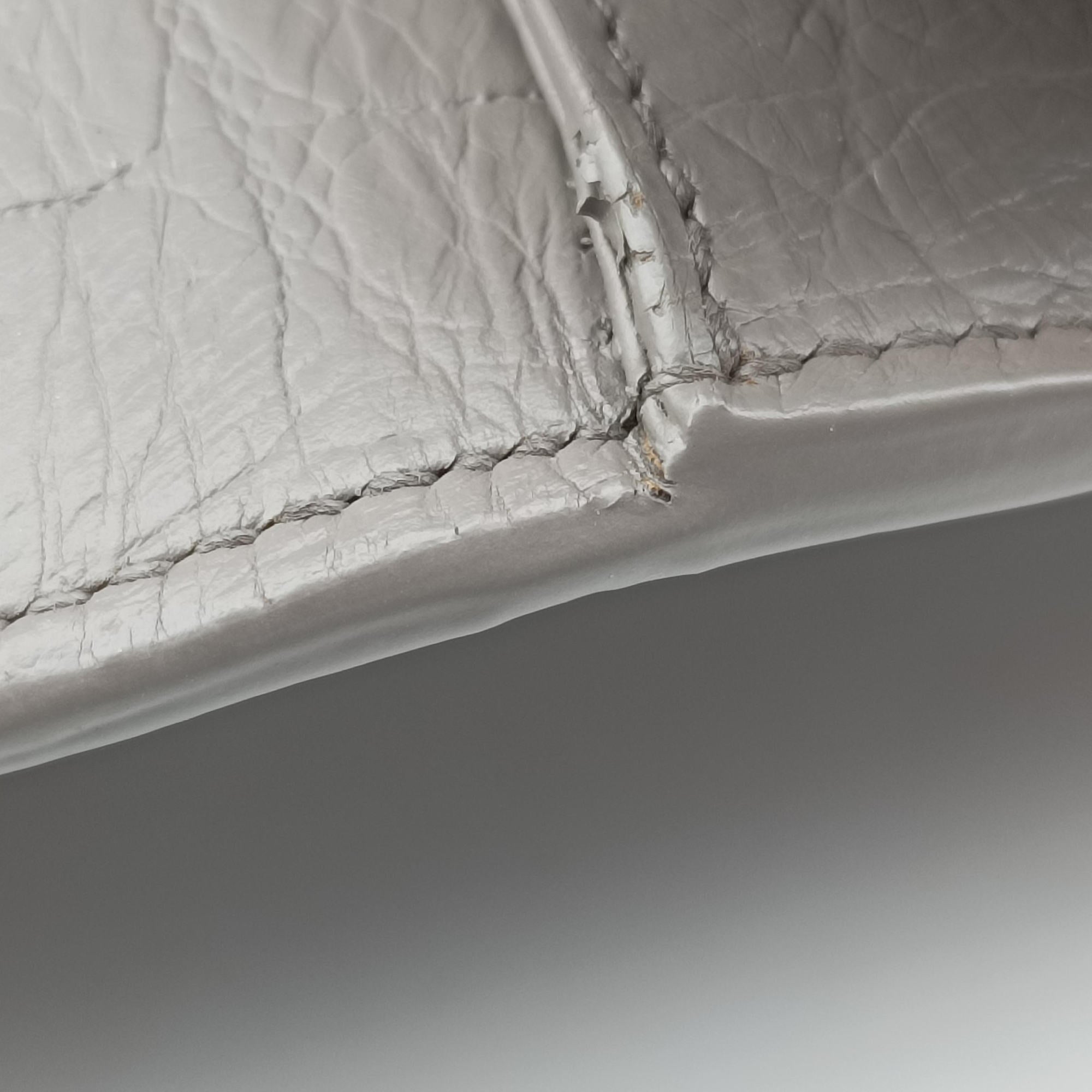 KATE Grey Leather 354119 PLB354119.0915ケイト グレー レザー 354119 PLB354119.0915