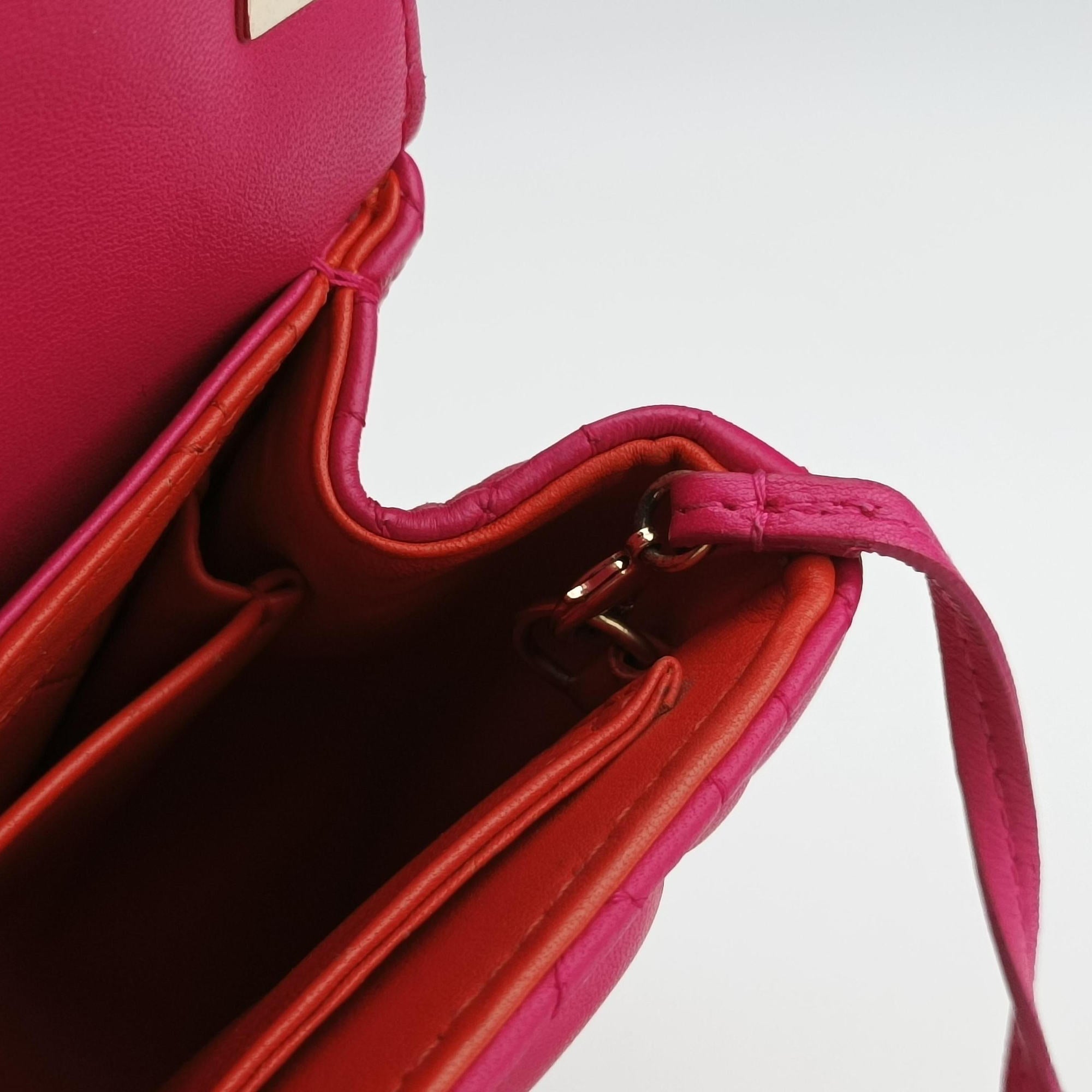 Miss Dior CANNAGE New Lock Pink lambskin 18-MA-0153ミス ディオール カナージュ ニューロック ピンク ラムスキン 18-MA-0153