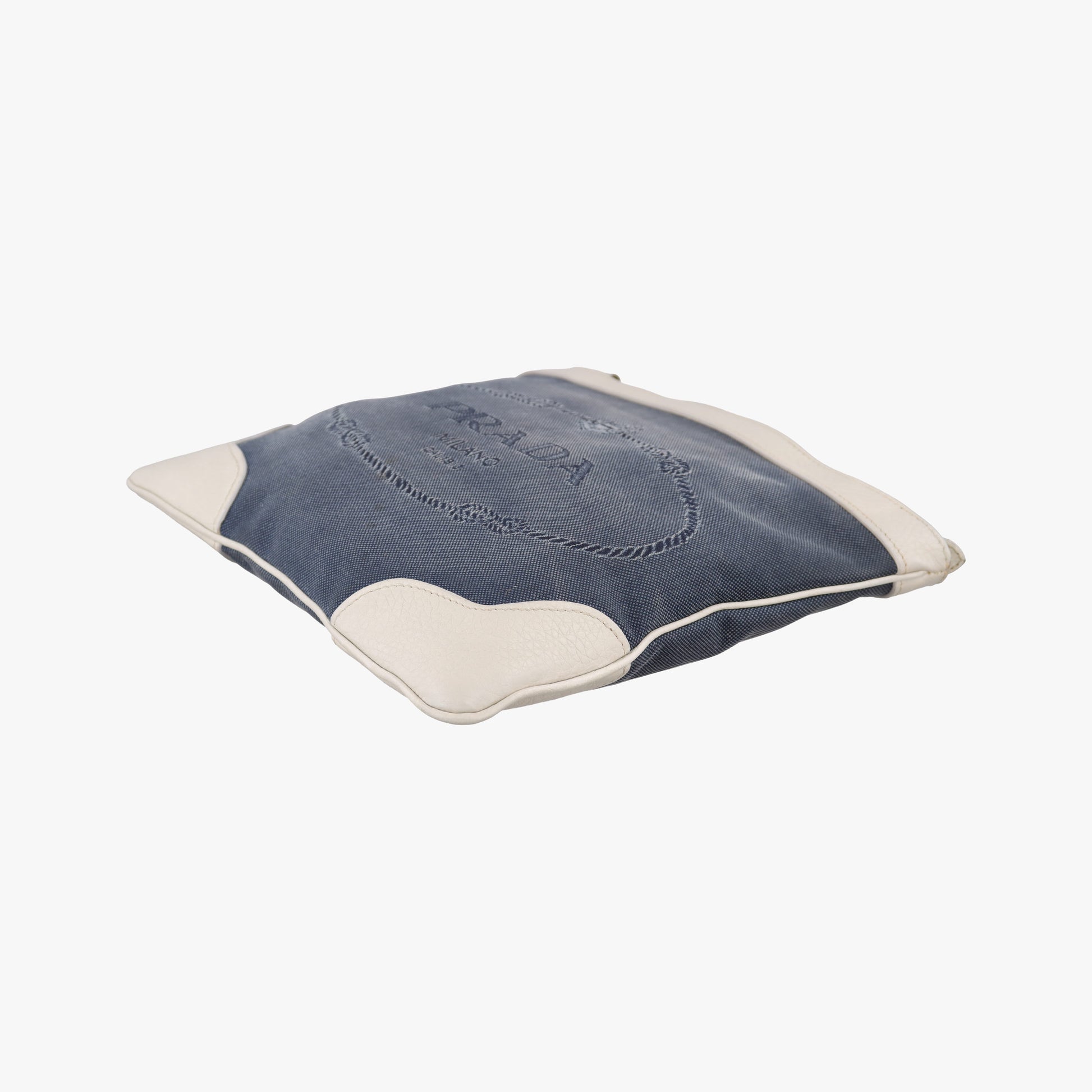 Canapa logo jacquard Navy × white Canvas × leather 197カナパ ロゴジャガード ネイビー × ホワイト キャンバス × レザー BT867A 197