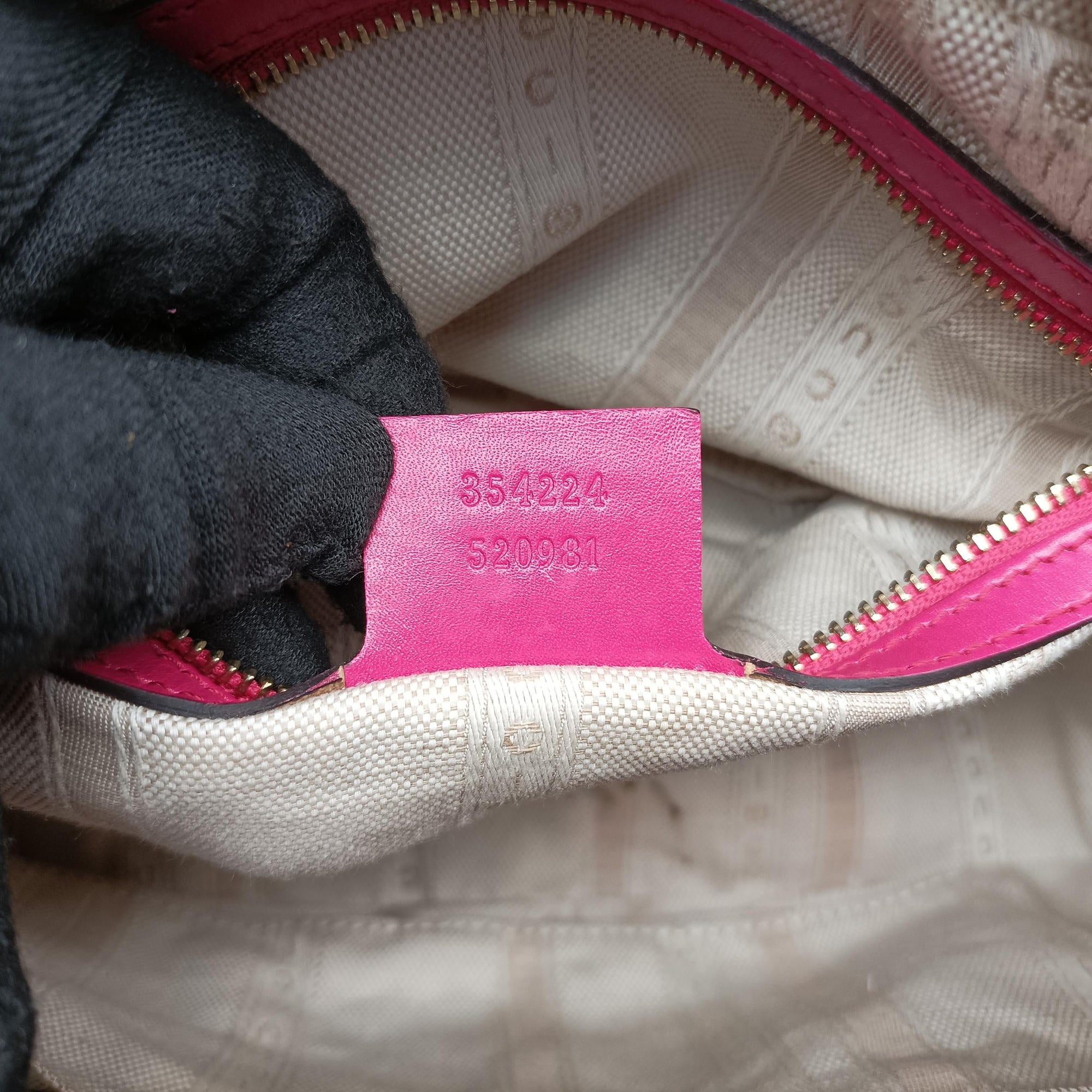 Bright Diamante Rose Leather 354224 H016269678ブライトディアマンテ ローズ レッド レザー 354224 H016269678