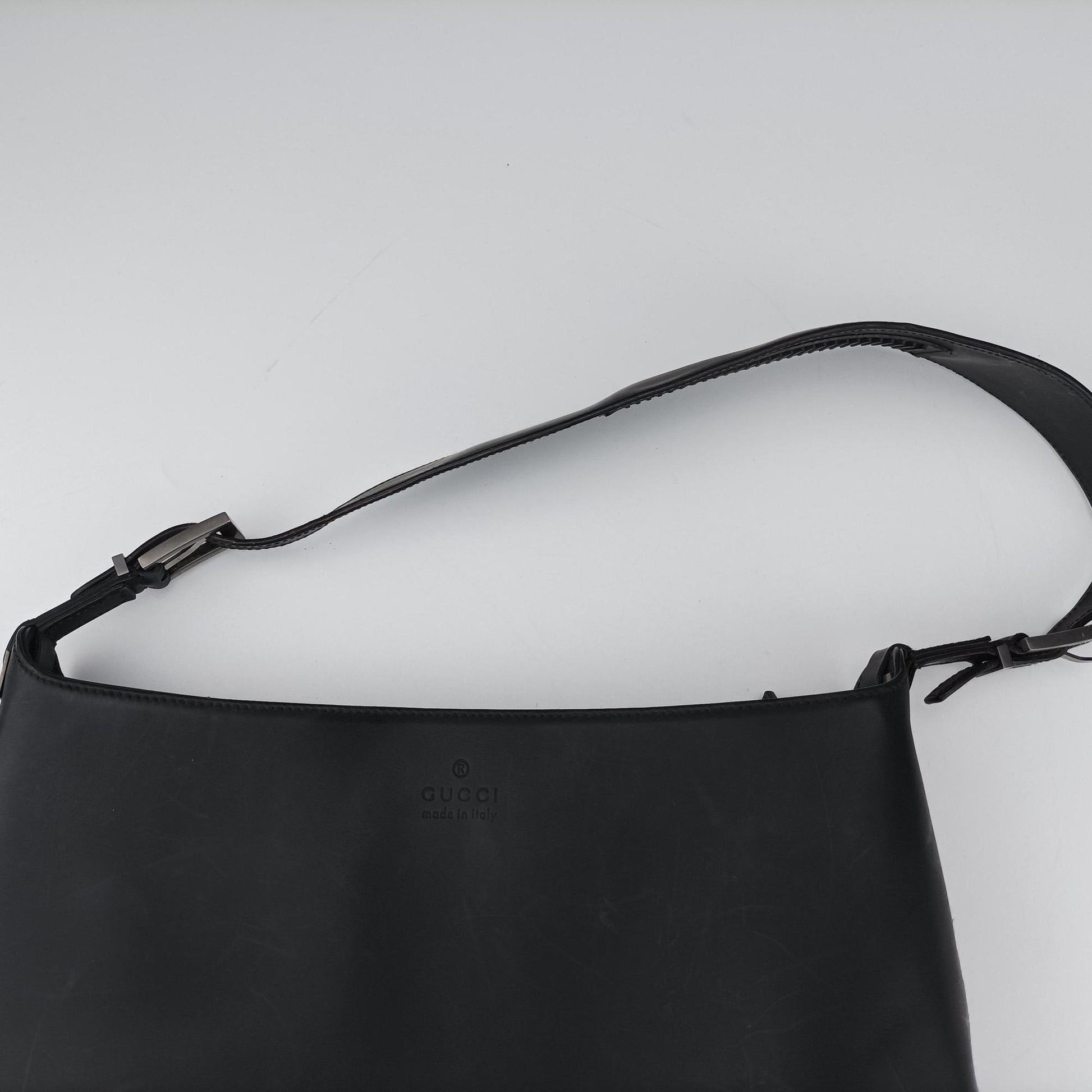 Minimalist Hobo Black leather 001.3300 1781ミニマリスト ホーボー ブラック レザー 001.3300 1781