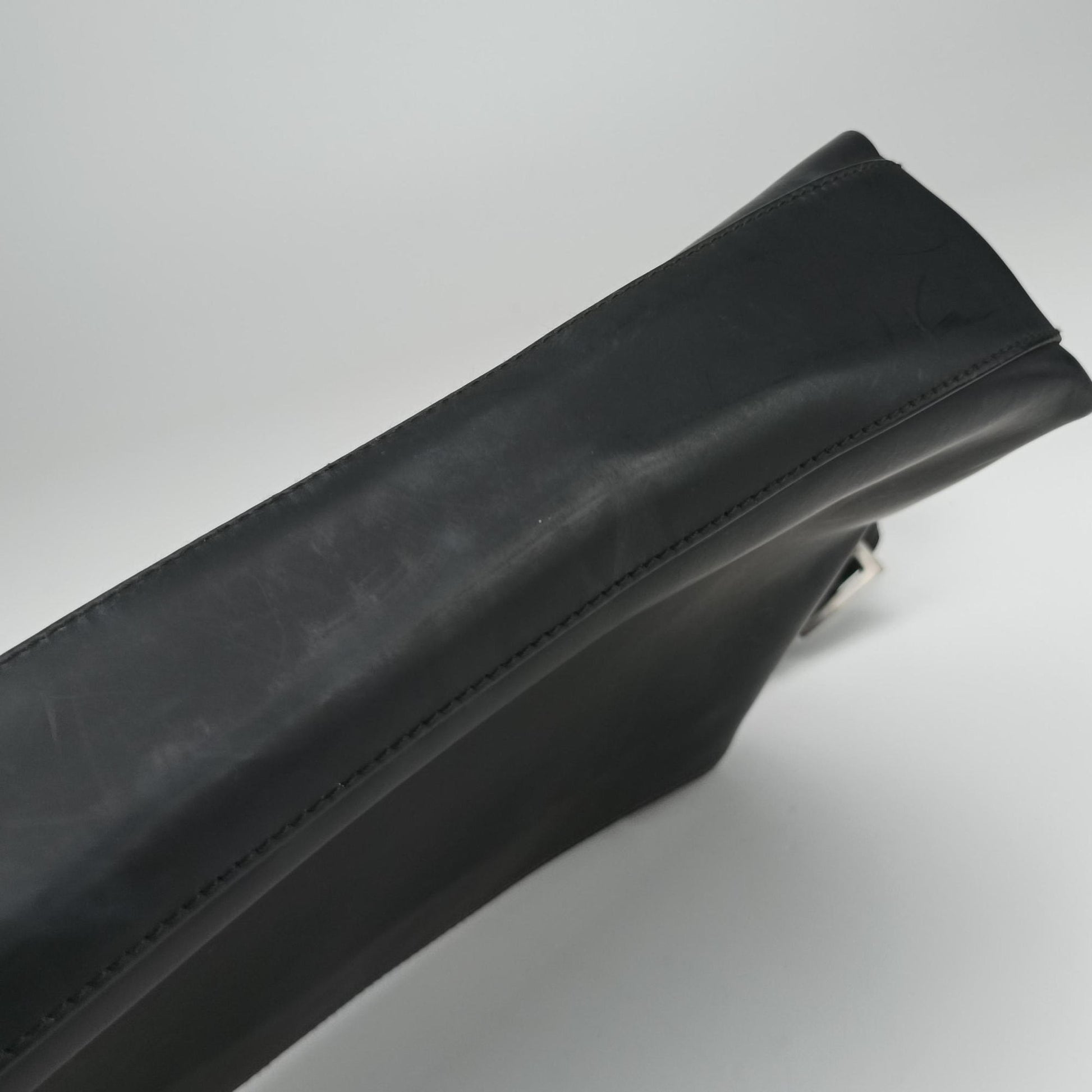 Minimalist Hobo Black leather 001.3300 1781ミニマリスト ホーボー ブラック レザー 001.3300 1781