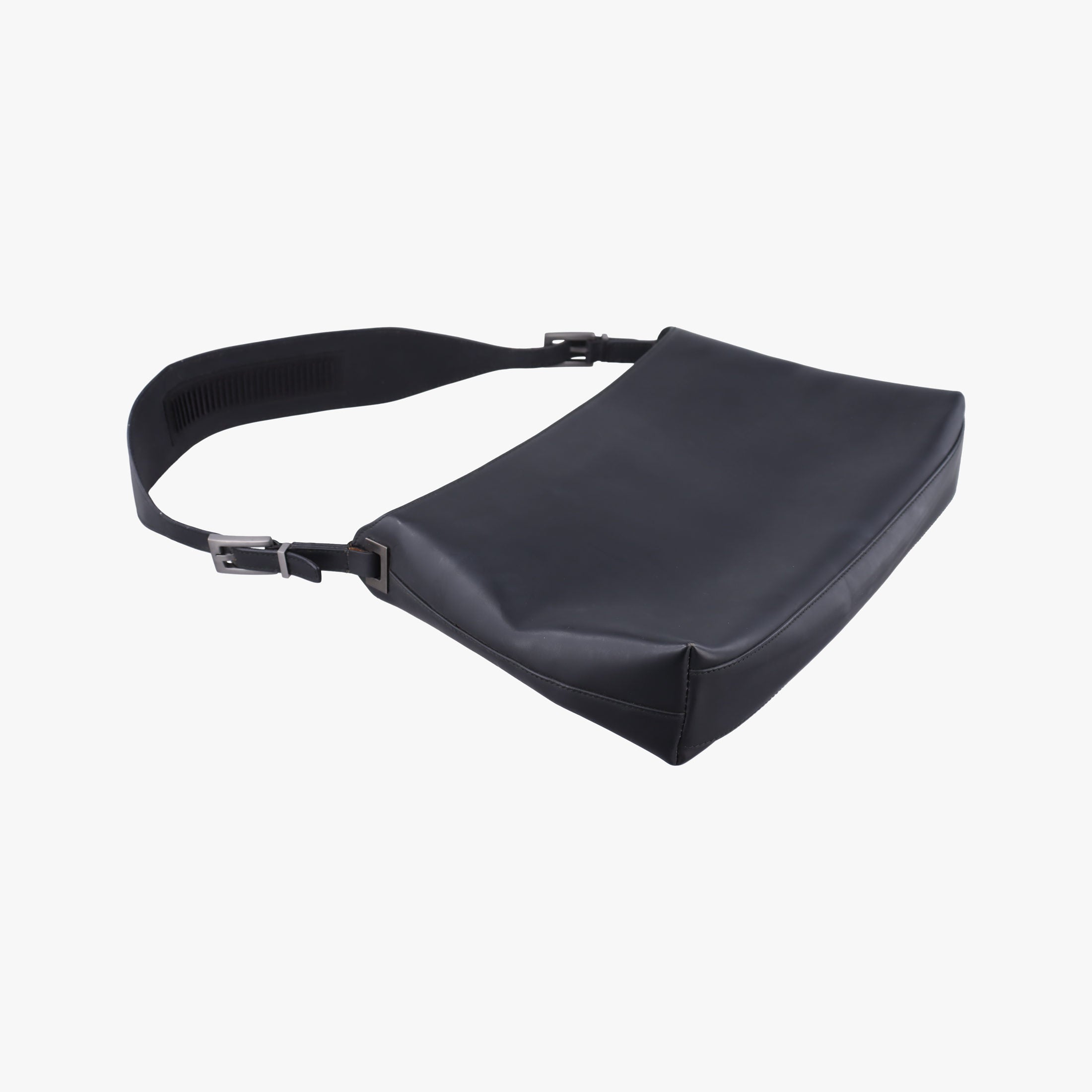 Minimalist Hobo Black leather 001.3300 1781ミニマリスト ホーボー ブラック レザー 001.3300 1781