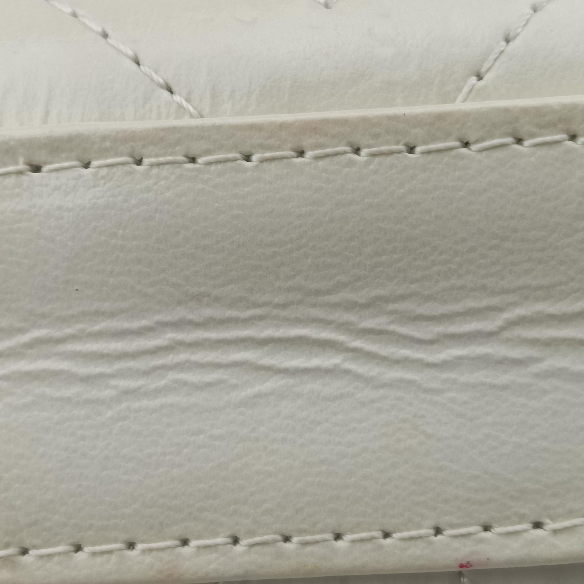 LA PAUSA Shiny Chevron Oval Tassel White Leather AS0204 26943915ラパウザ Vステッチ フリンジ ホワイト レザー AS0204 26943915