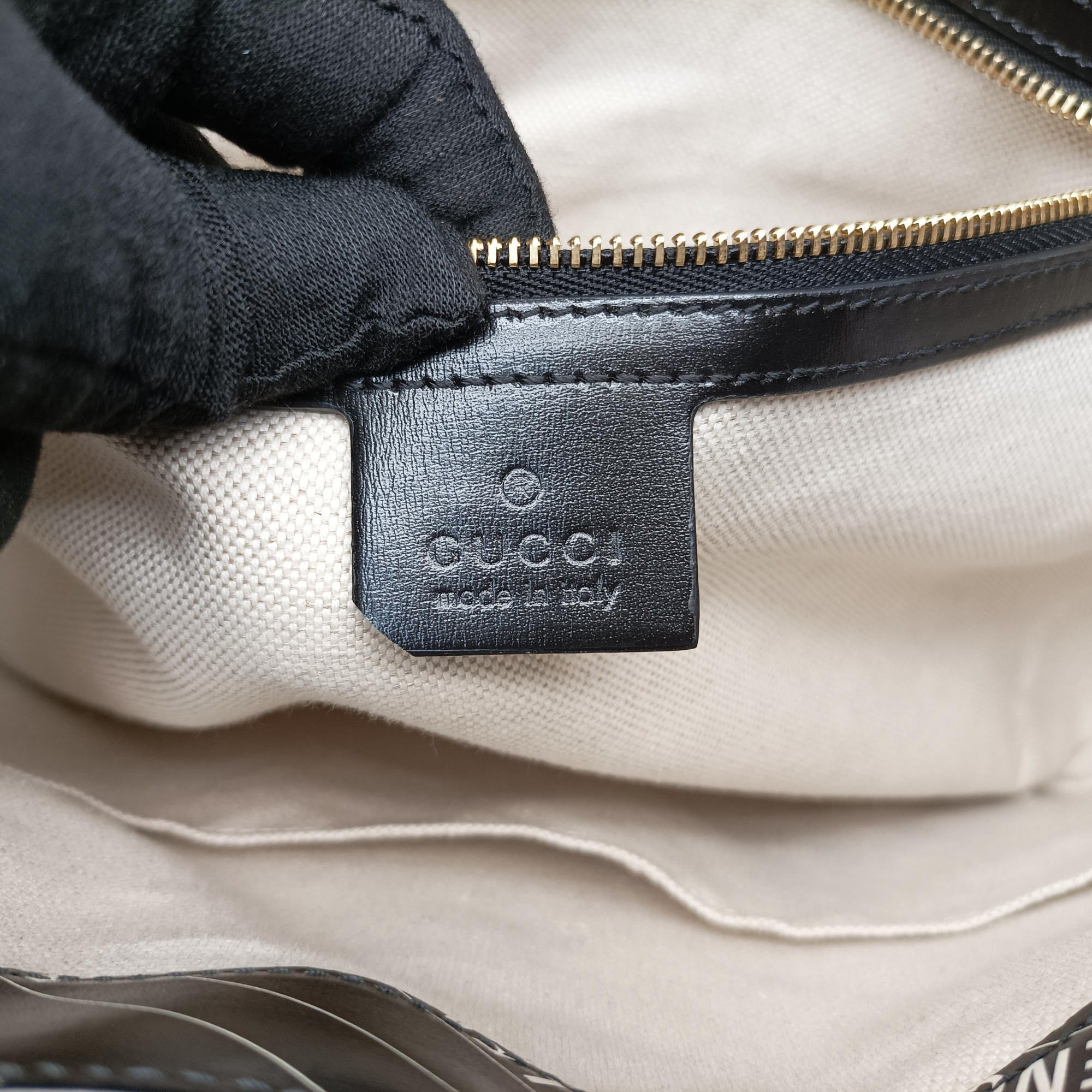 Gucci x Balenciaga The Hacker Project Jackie 1961 Black Leather 636712 B036488035グッチ × バレンシアガ ザ ハッカー プロジェクト ジャッキー 1961  ブラック レザー 636712 B036488035