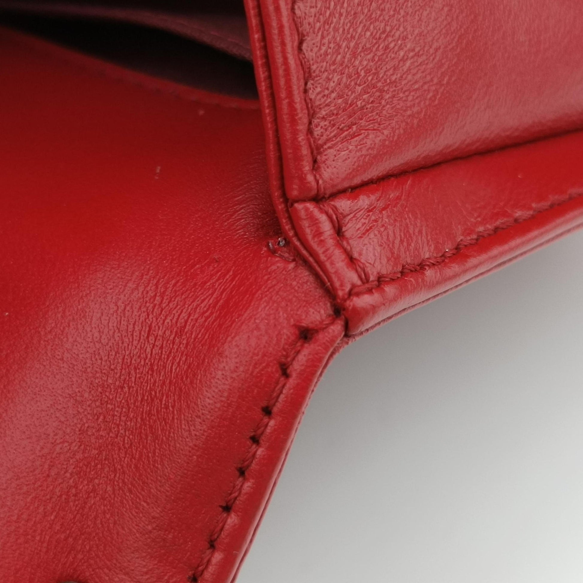 BOY CHANEL Red Leather A67086 18461108ボーイシャネル レッド レザー A67086 18461108