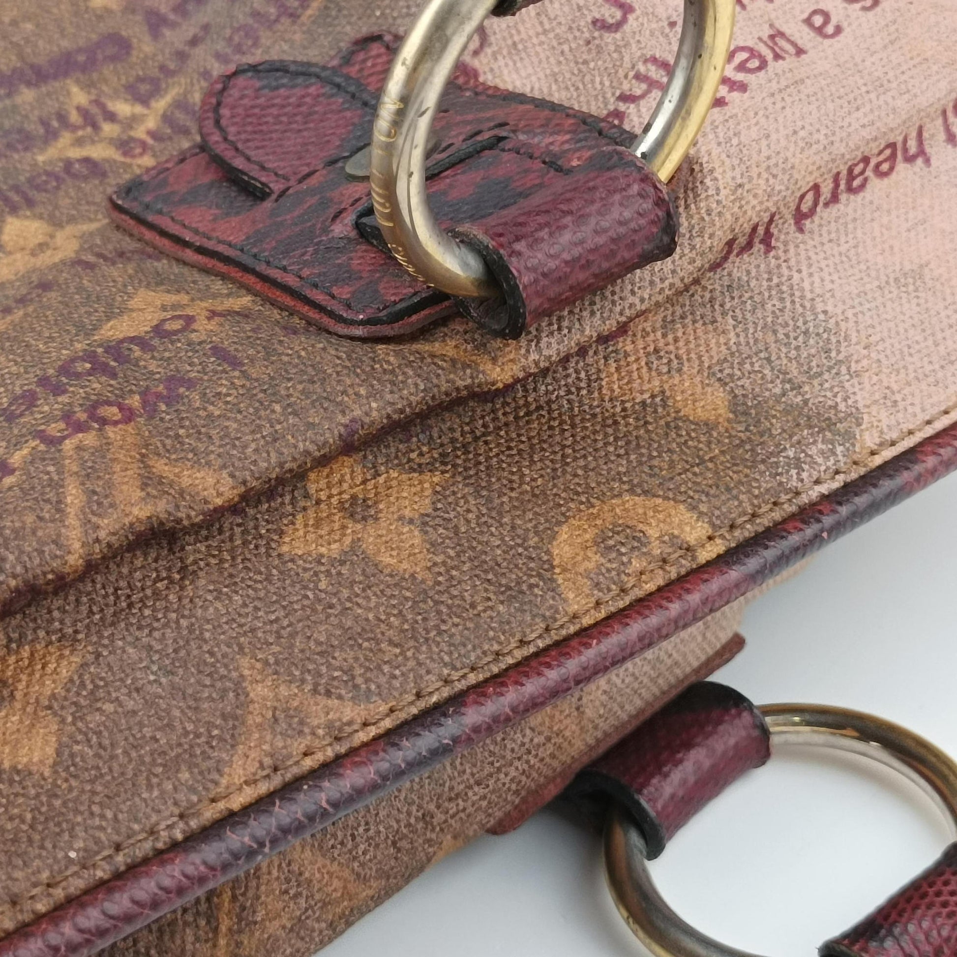 Graduate Violet Monogram Jokes M95739 Lot number unknownグラデュエート ヴィオレ モノグラム ジョークス M95739 製番不明
