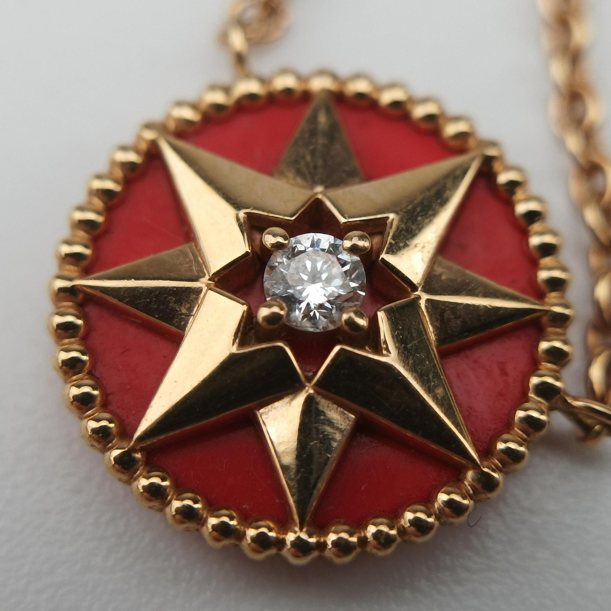 Rose des Vents medallion　 Red×golden AU750 125367ローズデヴァン メダリオン レッド×ゴールド AU750 125367