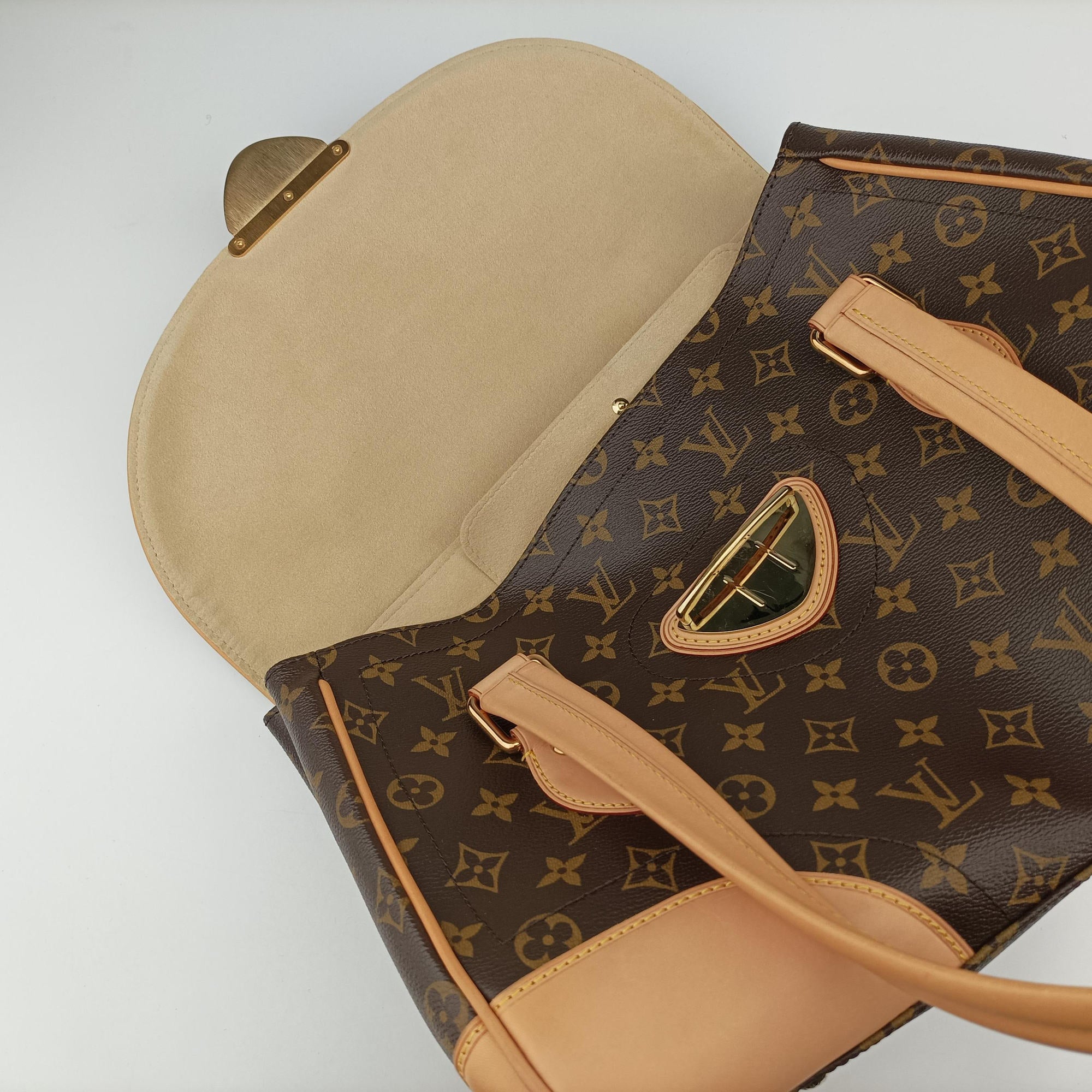 Beverly GM brown Monogram Canvas M40120 DU4008ビバリーGM モノグラム/ブラウン モノグラム キャンバス M40120 DU4008