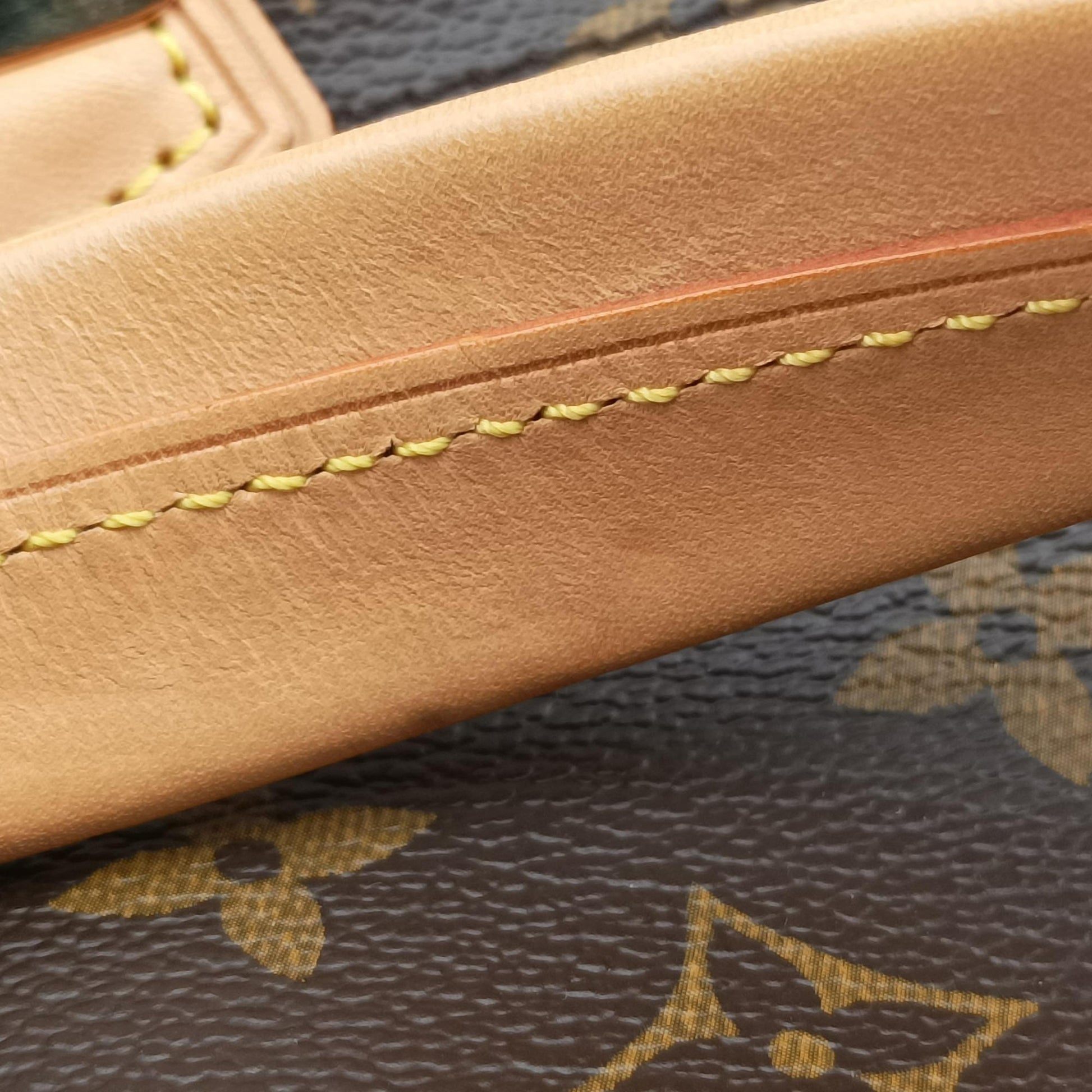 Beverly GM brown Monogram Canvas M40120 DU4008ビバリーGM モノグラム/ブラウン モノグラム キャンバス M40120 DU4008