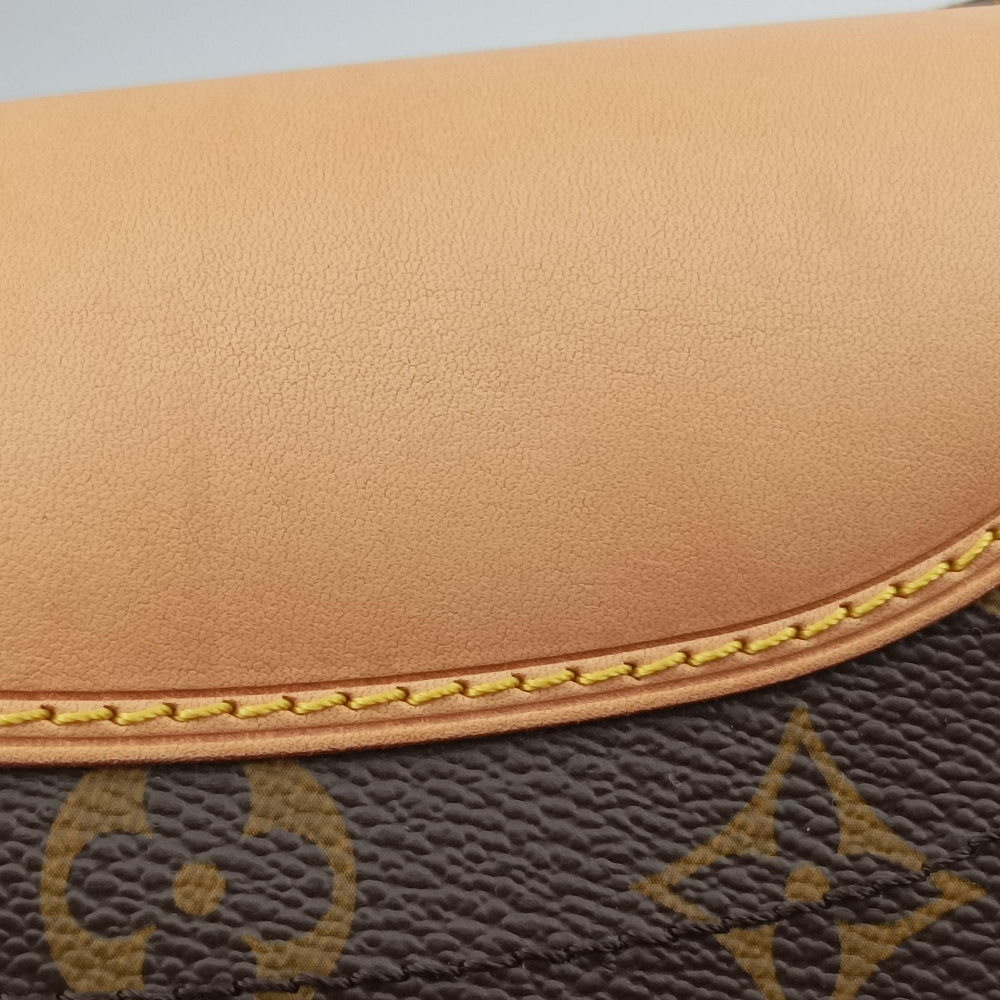 Beverly GM brown Monogram Canvas M40120 DU4008ビバリーGM モノグラム/ブラウン モノグラム キャンバス M40120 DU4008
