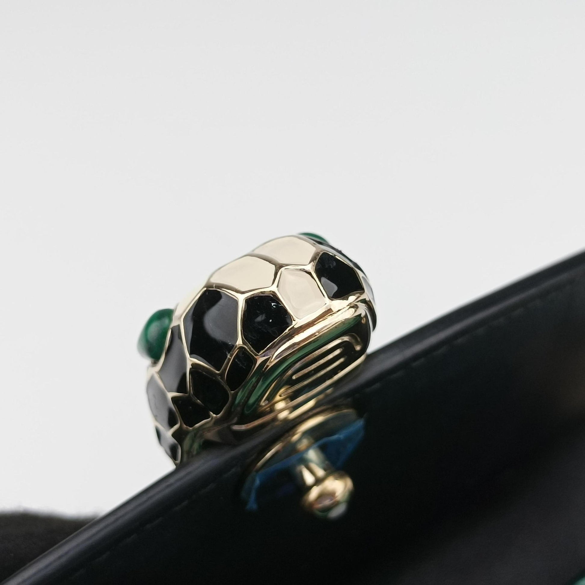 SERPENTI FOREVER Green Patent 2692727Yセルペンティ フォーエバー グリーン パテント 2692727Y