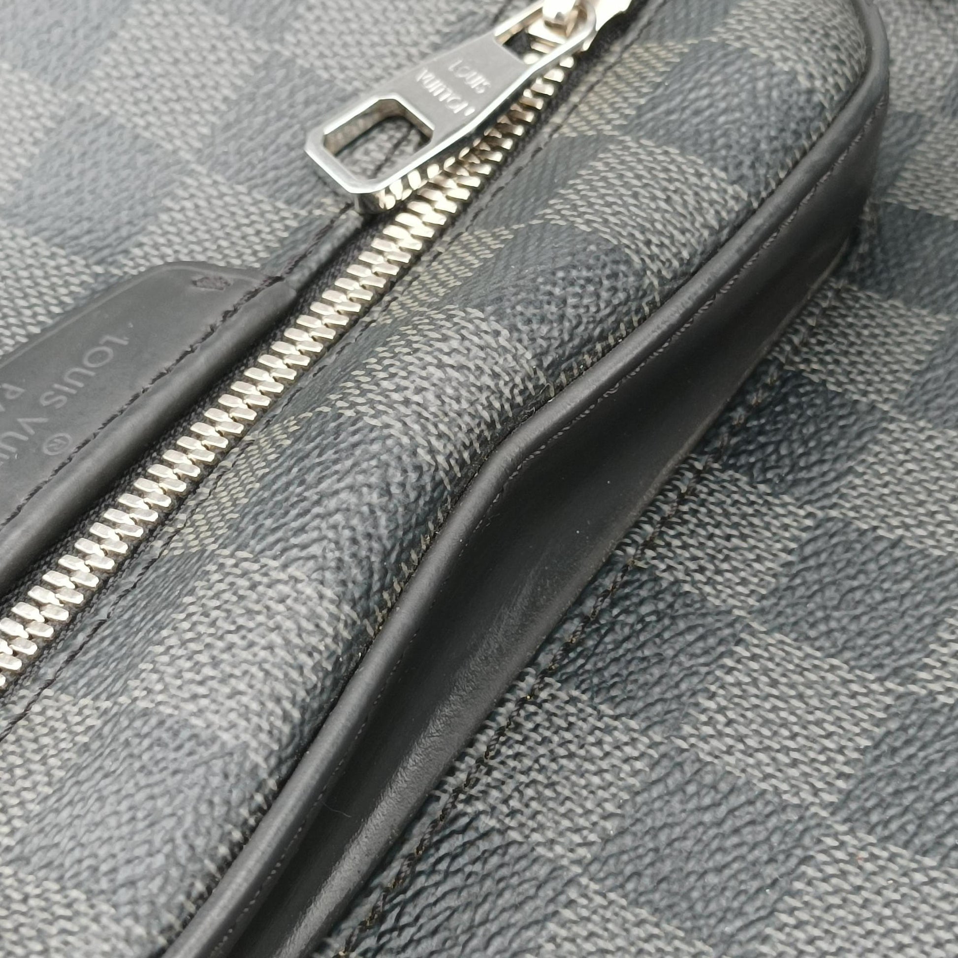 Josh Noir Damier Graphite N41473 TJ4126ジョッシュ ノワール ダミエグラフィット N41473 TJ4126