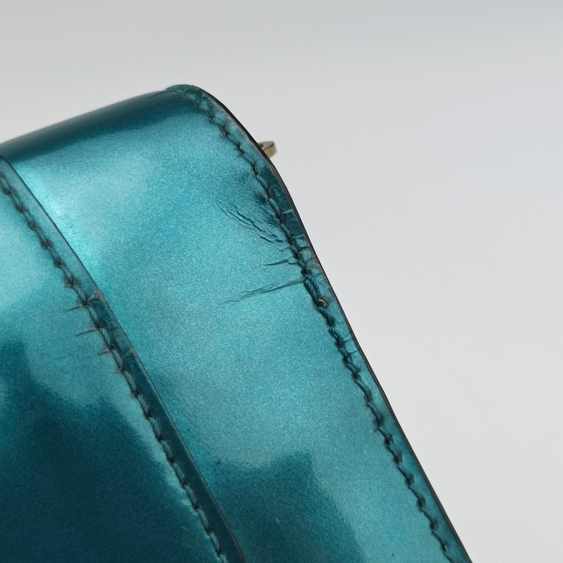 SERPENTI FOREVER Blue Patent DP.K17.285427セルペンティ フォーエバー ブルー パテント DP.K17.285427