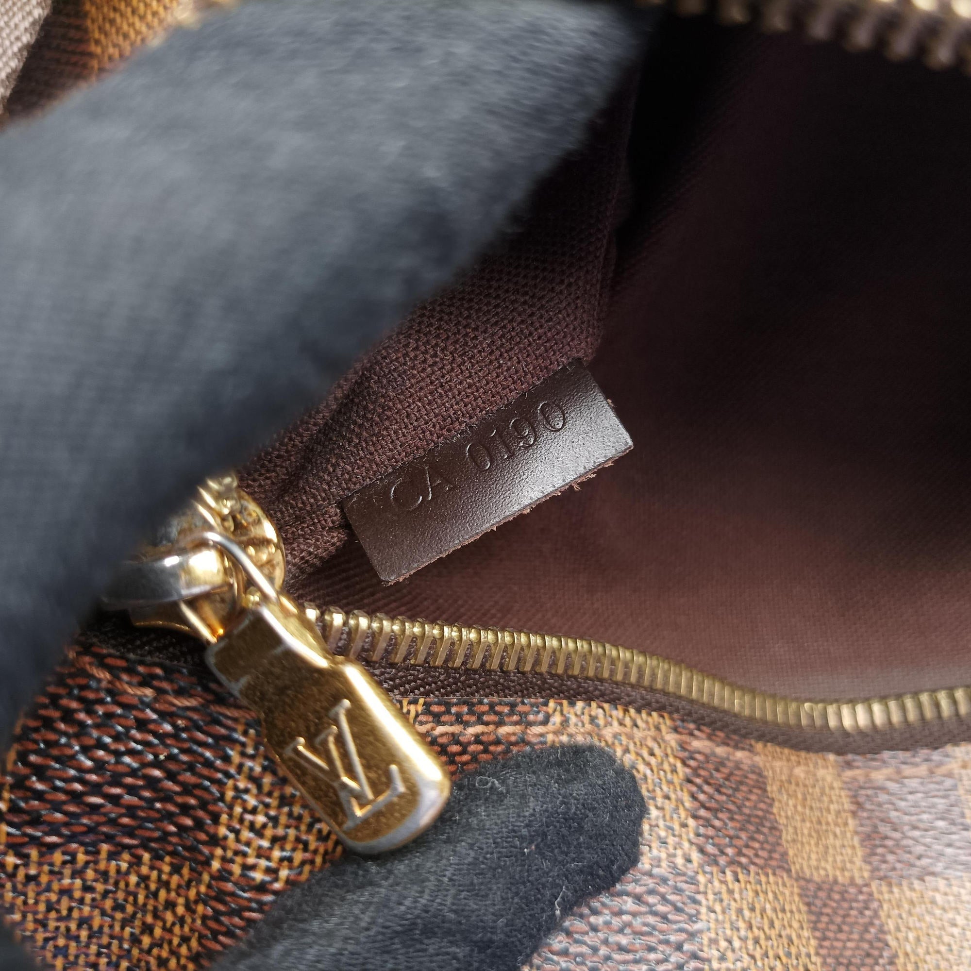 BROOKLYN MM EBENE Damier Canvas N51211 CA0190ブルックリンMM エベヌ ダミエキャンバス N51211 CA0190