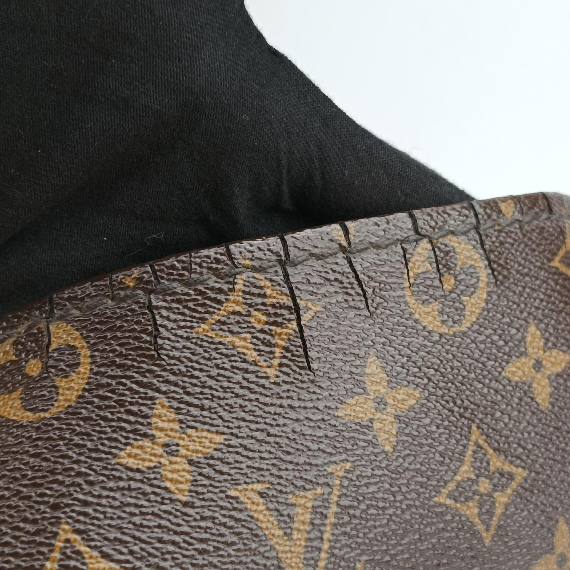 ARTSY MM Brown Monogram Canvas M40249 Lot number unknownアーツィーMM モノグラム/ブラウン モノグラムキャンバス M40249 製番不明
