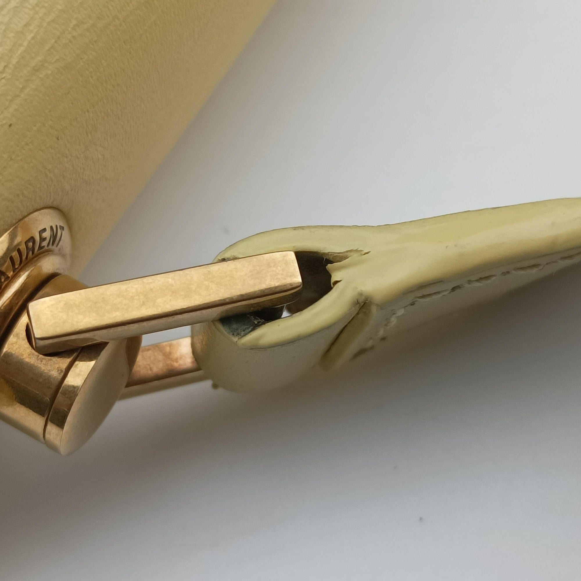 LE Carre TAUPE BOX Yellow Leather GLT633214.0121ル カレ トープボックス イエロー レザー GLT633214.0121