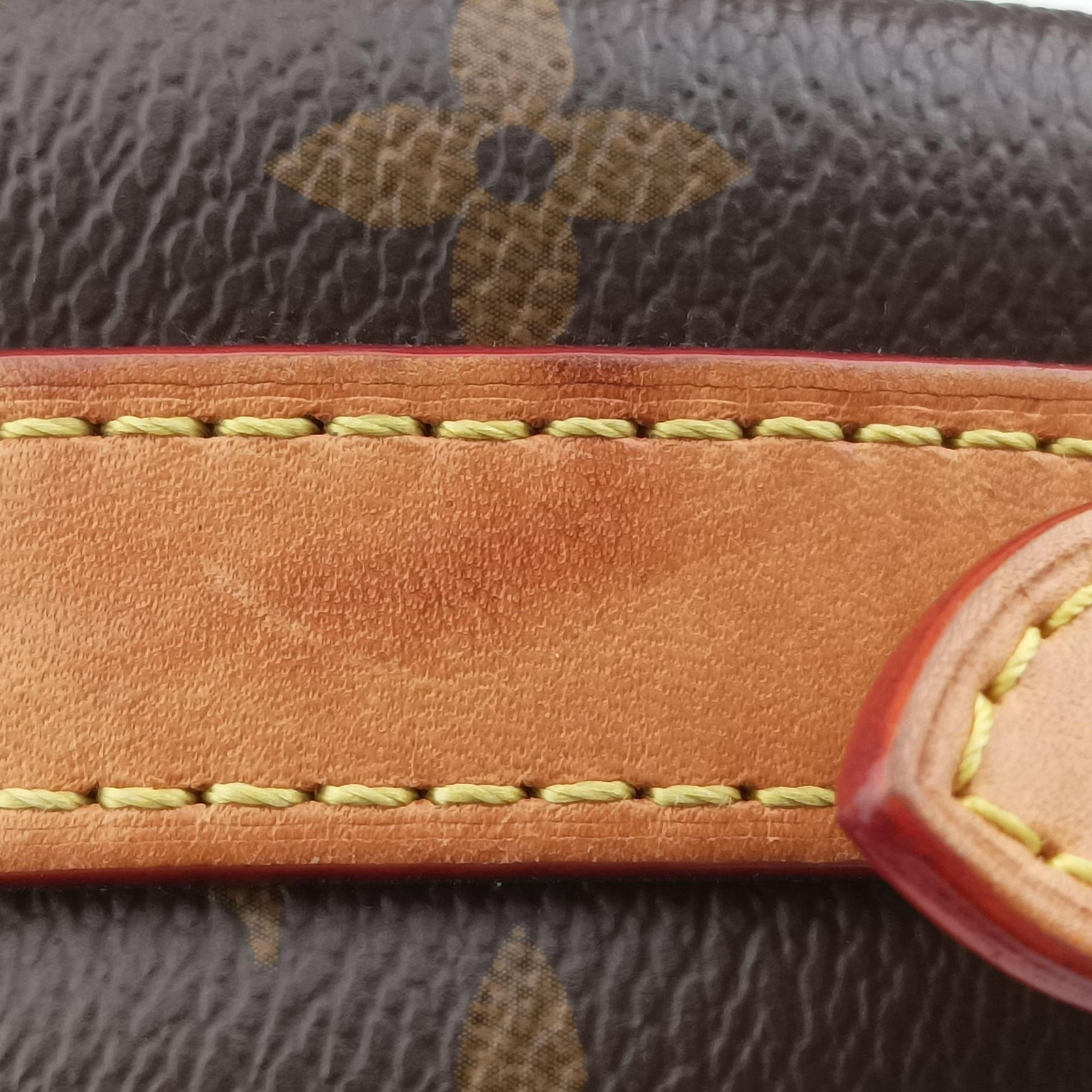 Croissant MM Brown Monogram Canvas M46828 IC Chipクロワッサン MM ブラウン系 モノグラムキャンバス M46828 ICチップ