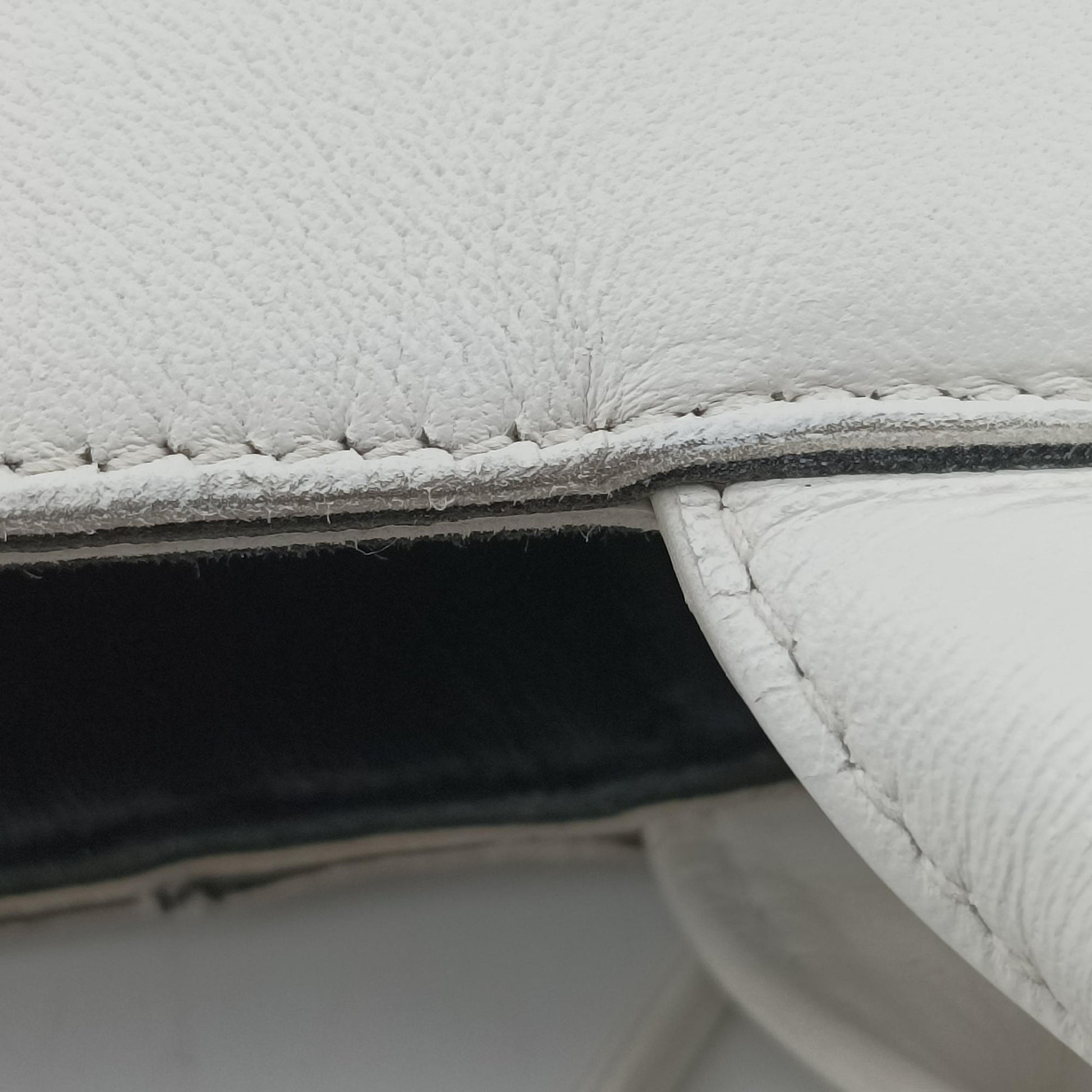 THE ARCO Tote White lambskin B09591052H IC Chipザ アルコ トート ホワイト ラムスキン B09591052H ICチップ