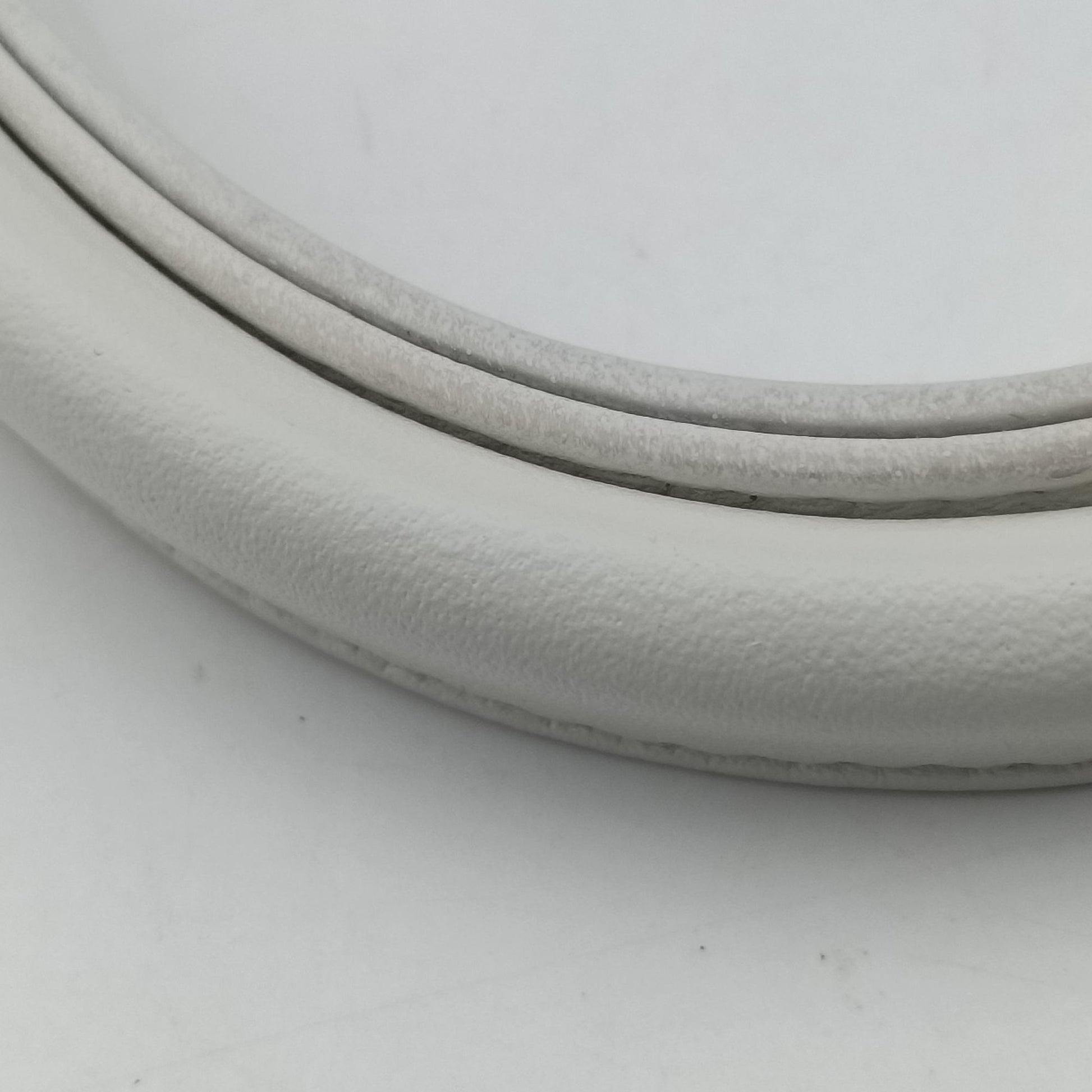 THE ARCO Tote White lambskin B09591052H IC Chipザ アルコ トート ホワイト ラムスキン B09591052H ICチップ