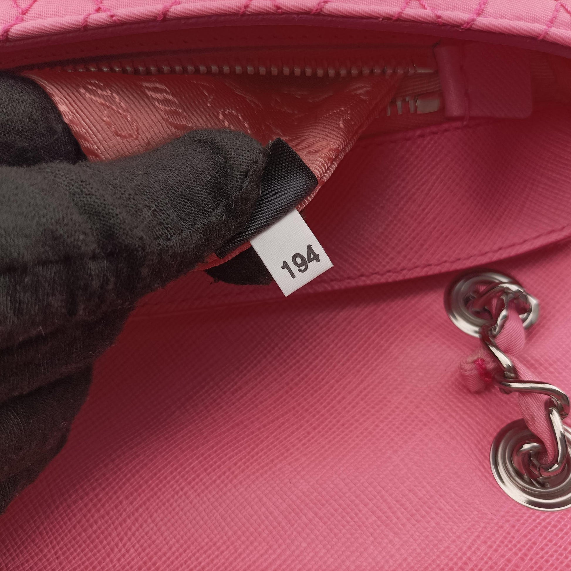 Tessuto Impunture Push Lock Opale nylon 1BD038 194テスート インプントゥーレ プッシュロック オパーレ ナイロン 1BD038 194