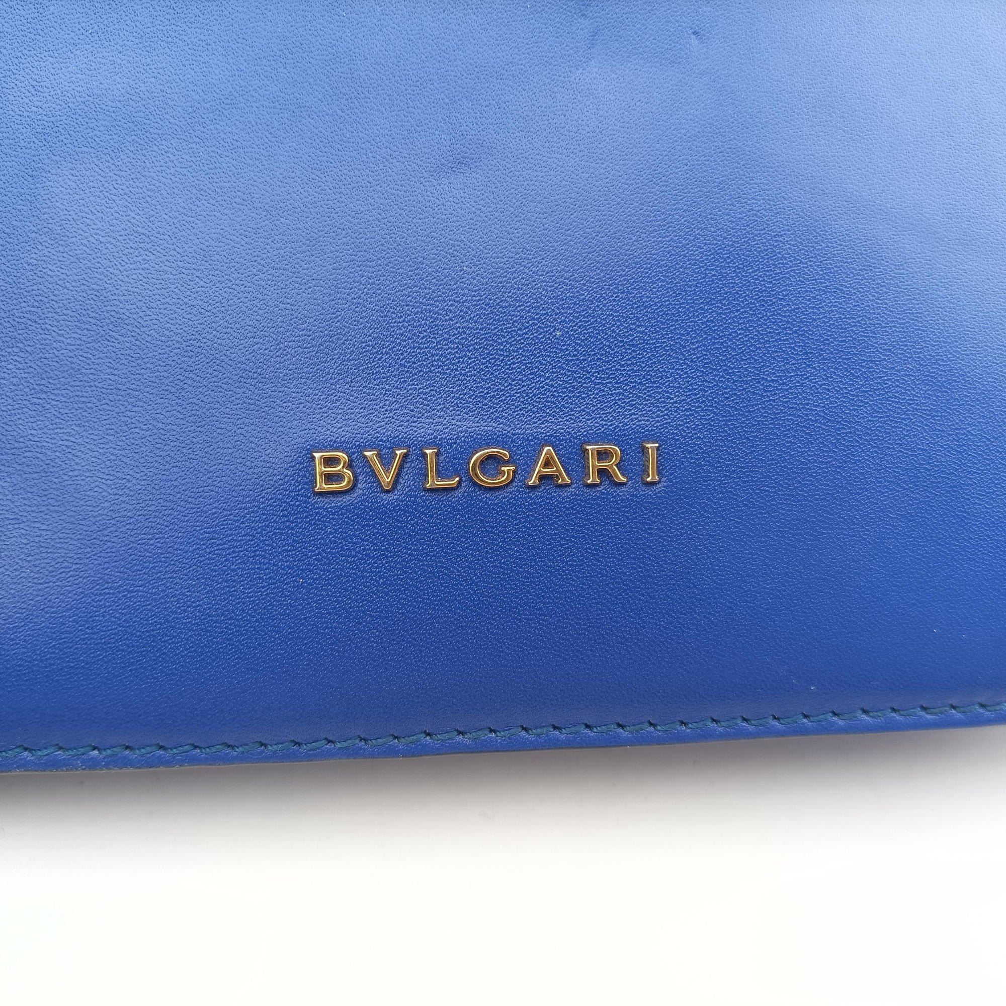 SERPENTI FOREVER Blue Galuchat Skin×Leather AX.L14.37036セルペンティ フォーエバー ブルー ガルーシャスキン×レザー AX.L14.37036