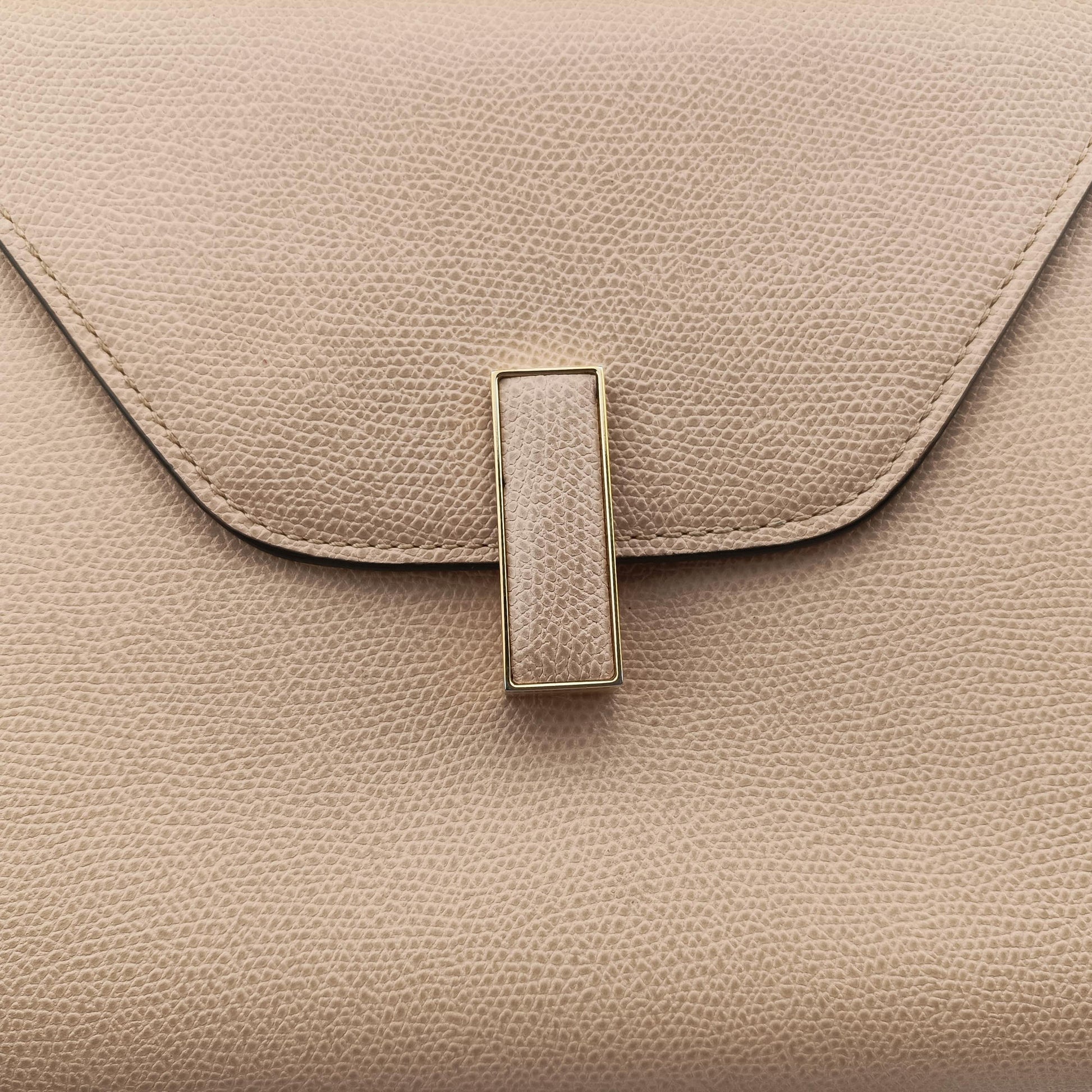 Iside Pink Calfskin N 424946イジィデ ピンク カーフスキン N 424946