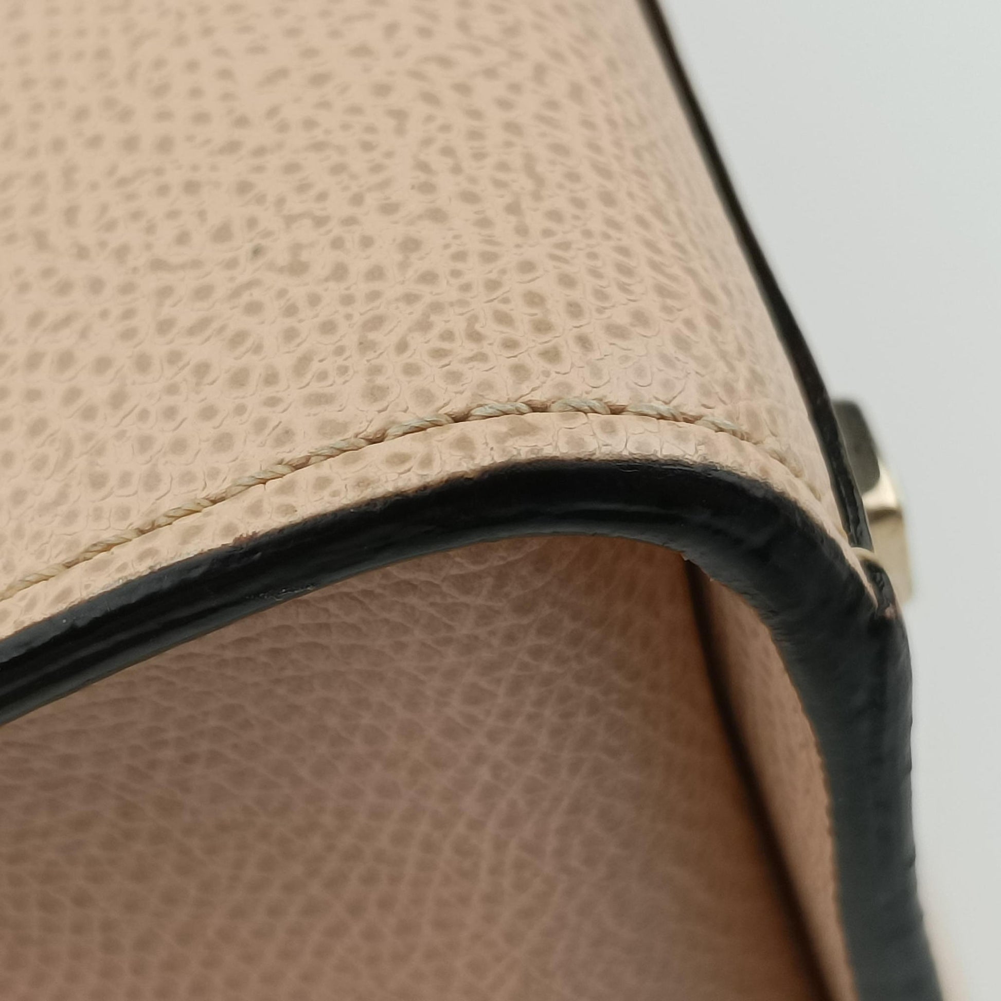 Iside Pink Calfskin N 424946イジィデ ピンク カーフスキン N 424946