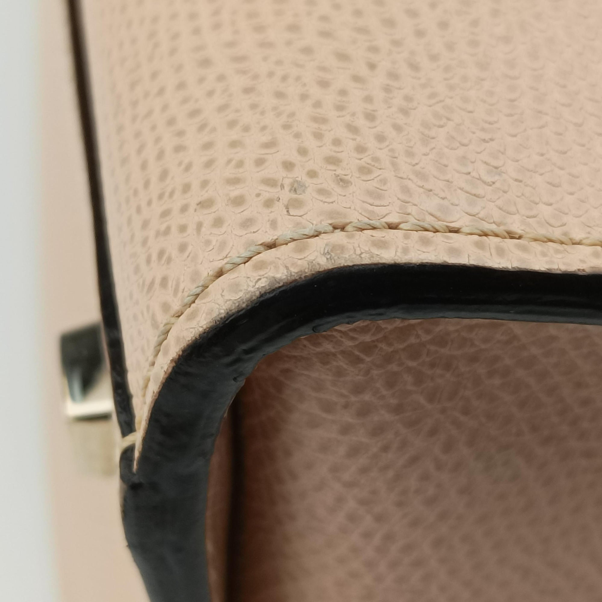 Iside Pink Calfskin N 424946イジィデ ピンク カーフスキン N 424946