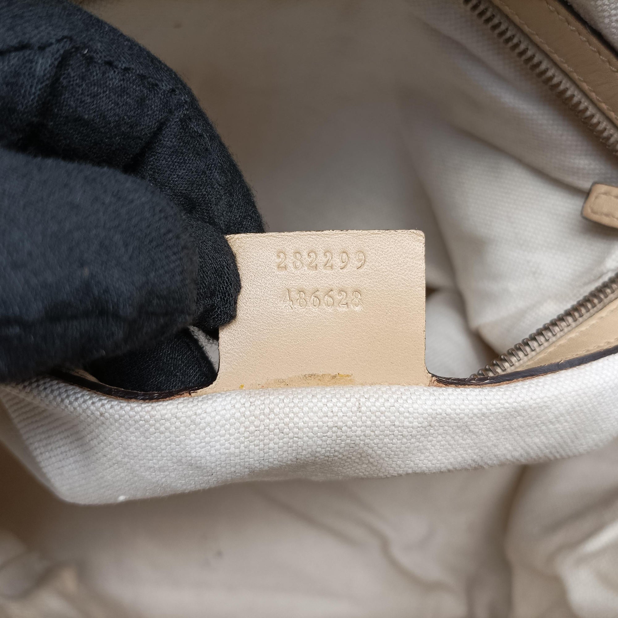 Scarlett Beige Leather 282299 F011117359スカーレット ベージュ レザー 282299 F011117359